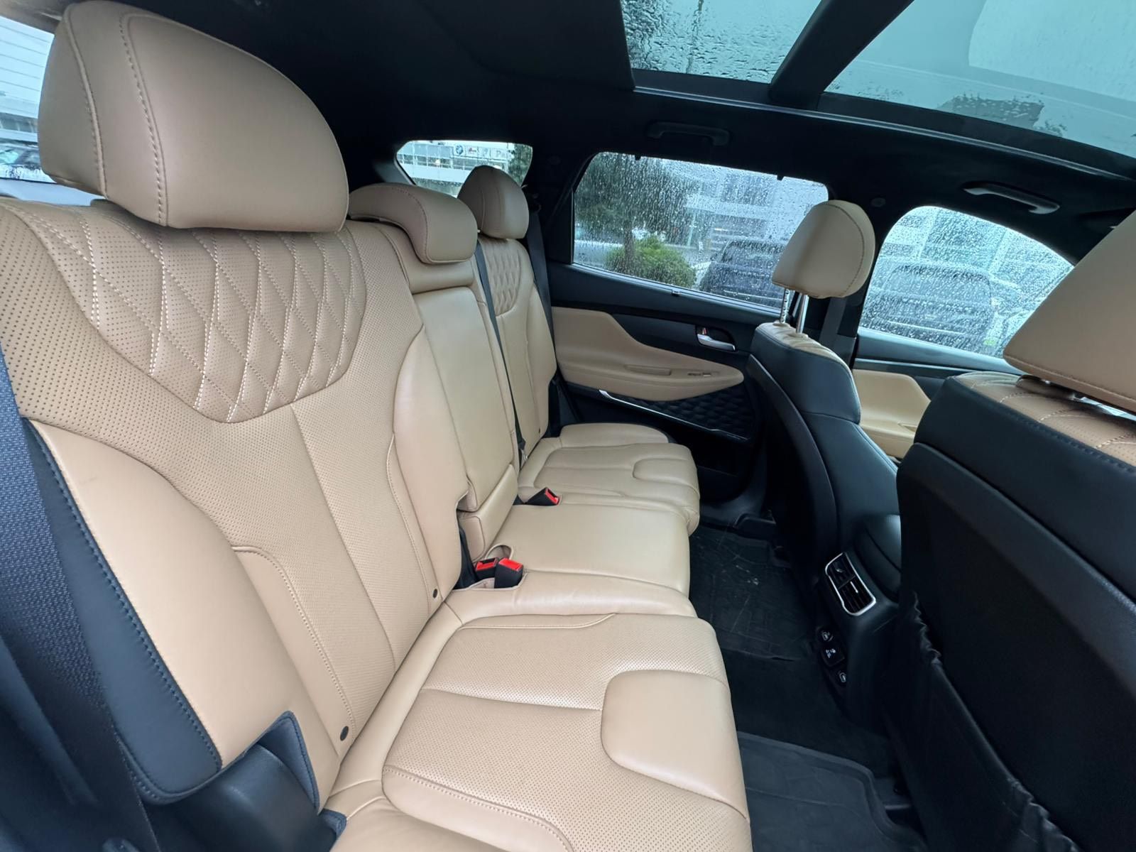 2023 Hyundai Santa Fe in North Vancouver, British Columbia