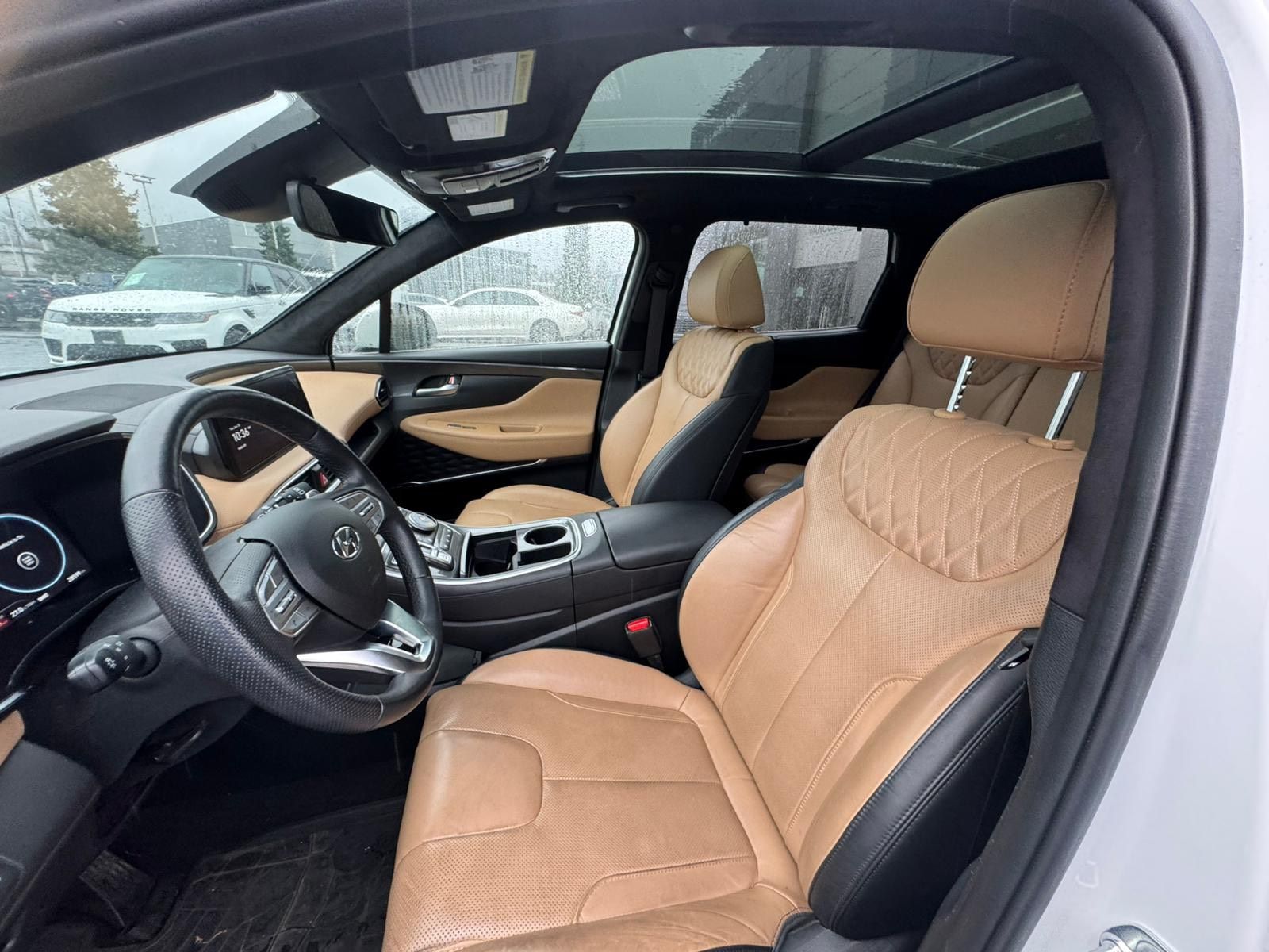 2023 Hyundai Santa Fe in North Vancouver, British Columbia