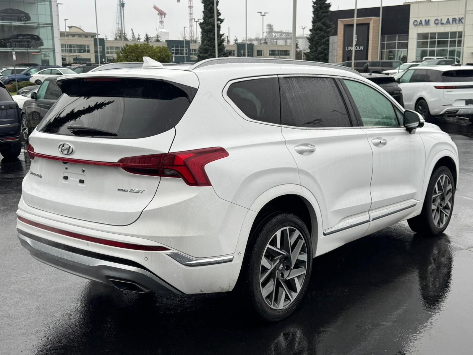 2023 Hyundai Santa Fe in North Vancouver, British Columbia