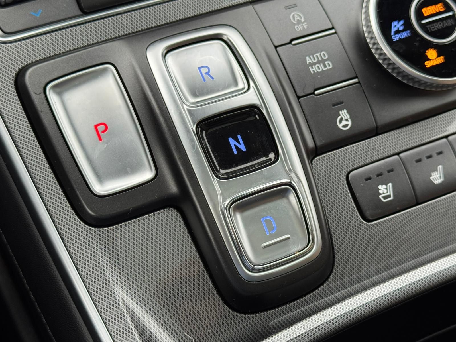 2023 Hyundai Santa Fe in North Vancouver, British Columbia