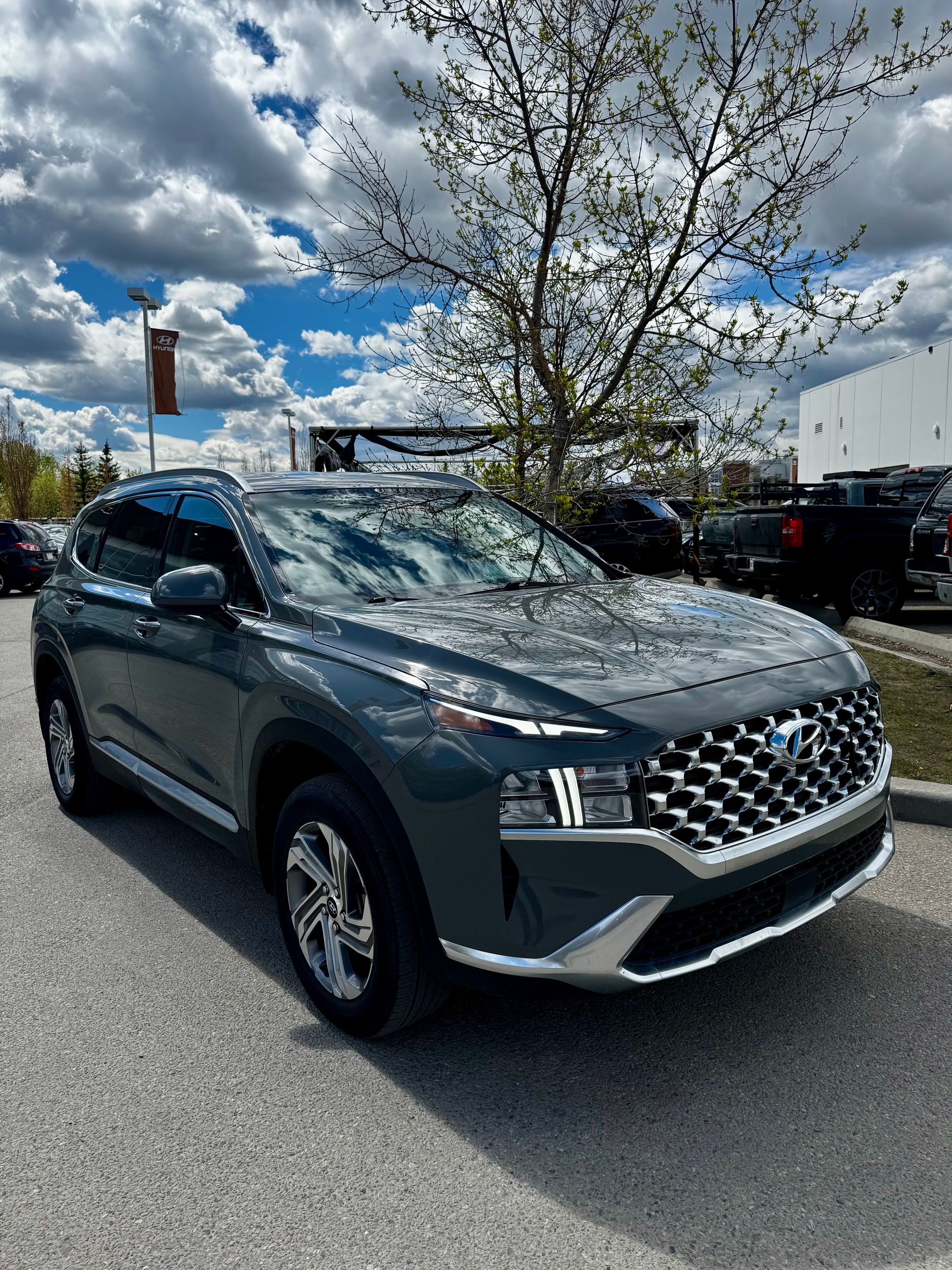 Hyundai Santa Fe  2023 à Calgary, Alberta