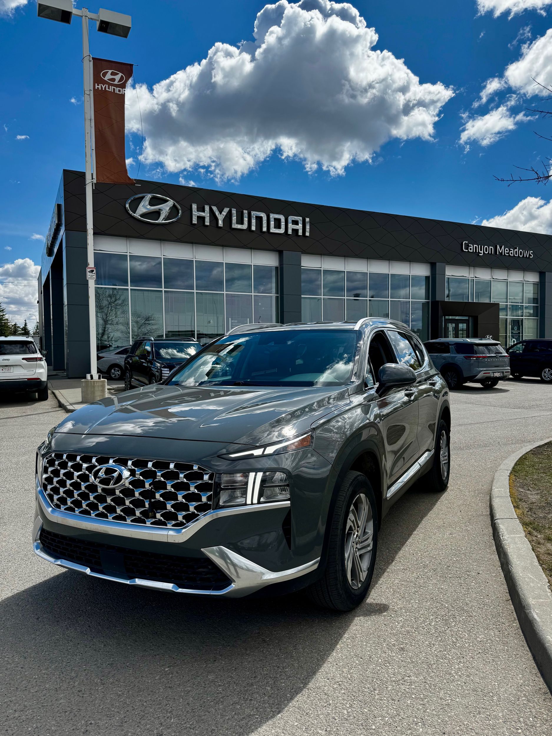 Hyundai Santa Fe  2023 à Calgary, Alberta