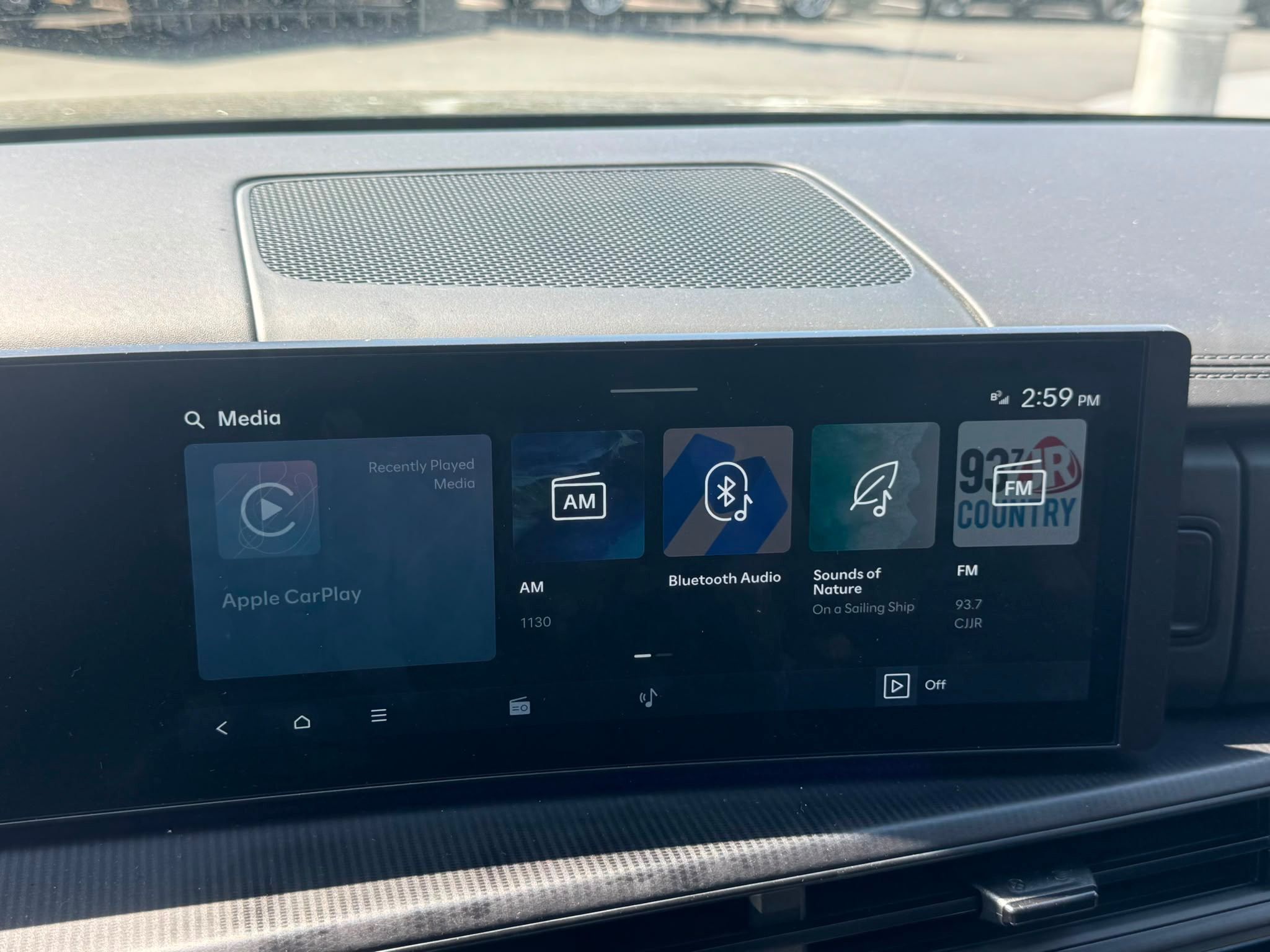 2024 Hyundai Santa Fe in North Vancouver, British Columbia