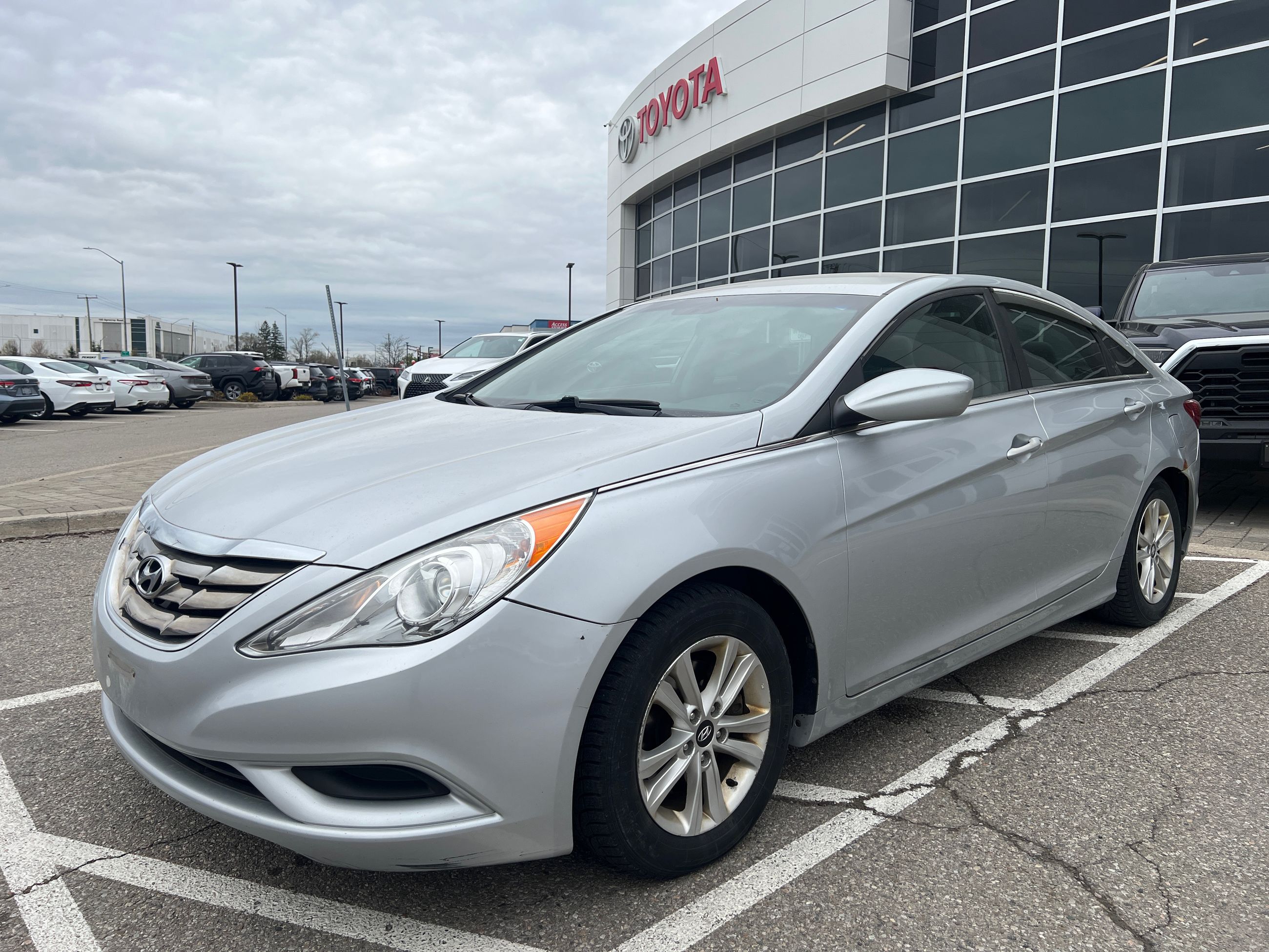 2013 Hyundai Sonata in Bolton, Ontario