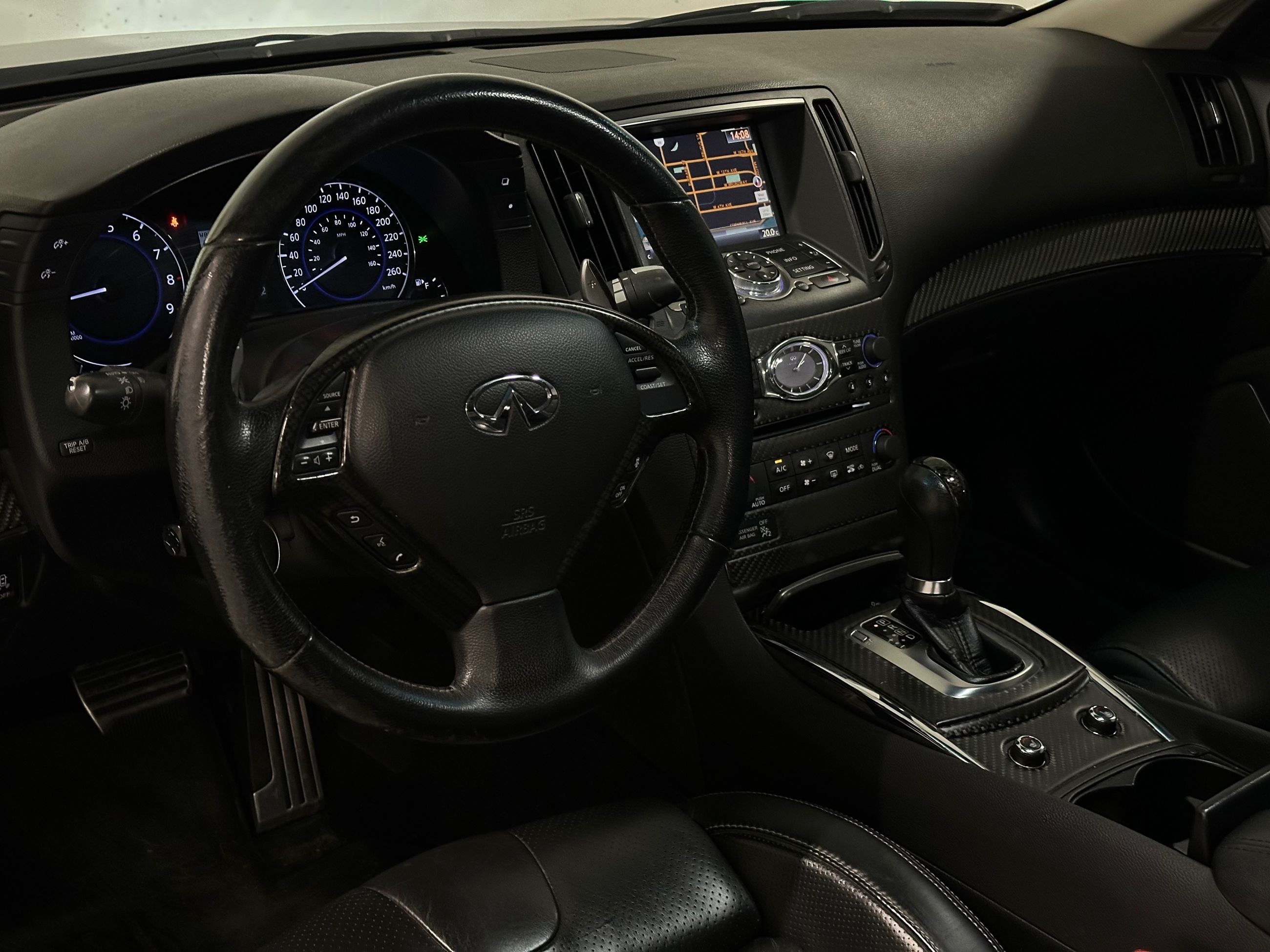 Infiniti G37  2010 à Vancouver, Colombie-Britannique