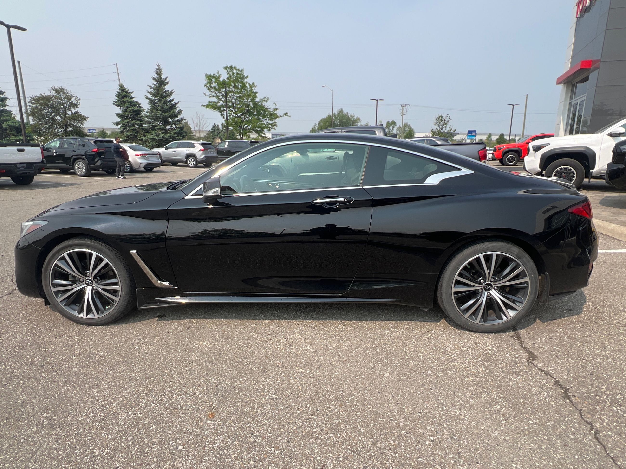 Infiniti Q60  2021 à Bolton, Ontario