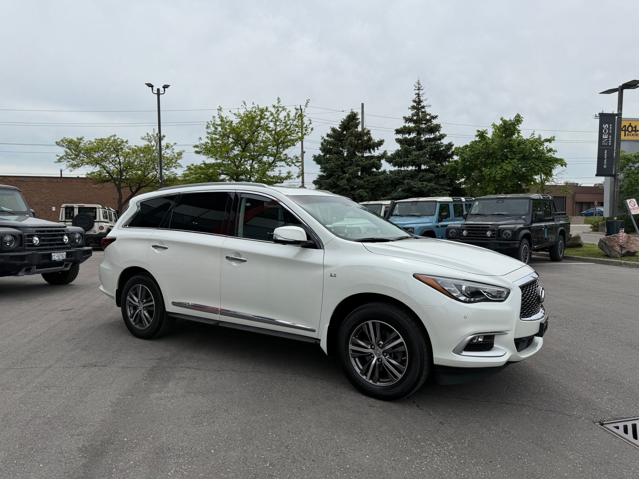 2016 Infiniti QX60 in Mississauga, Ontario
