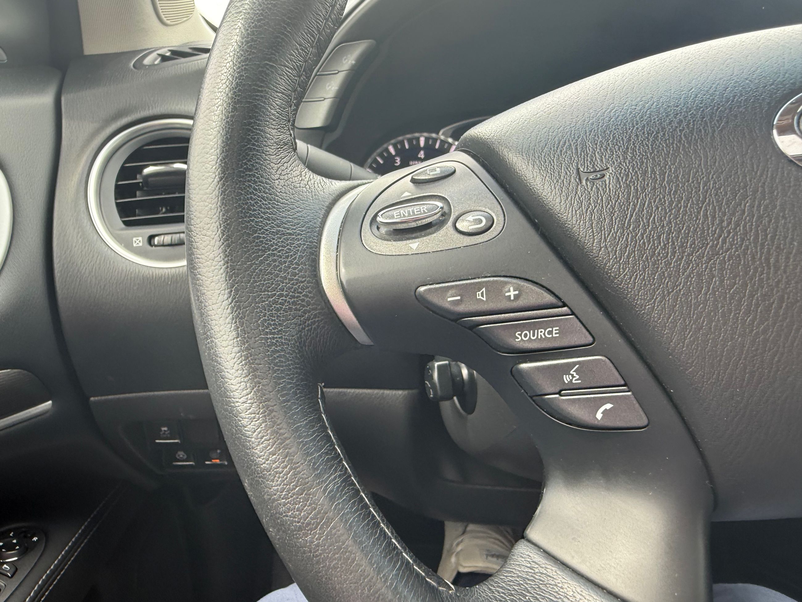 2016 Infiniti QX60 in Mississauga, Ontario