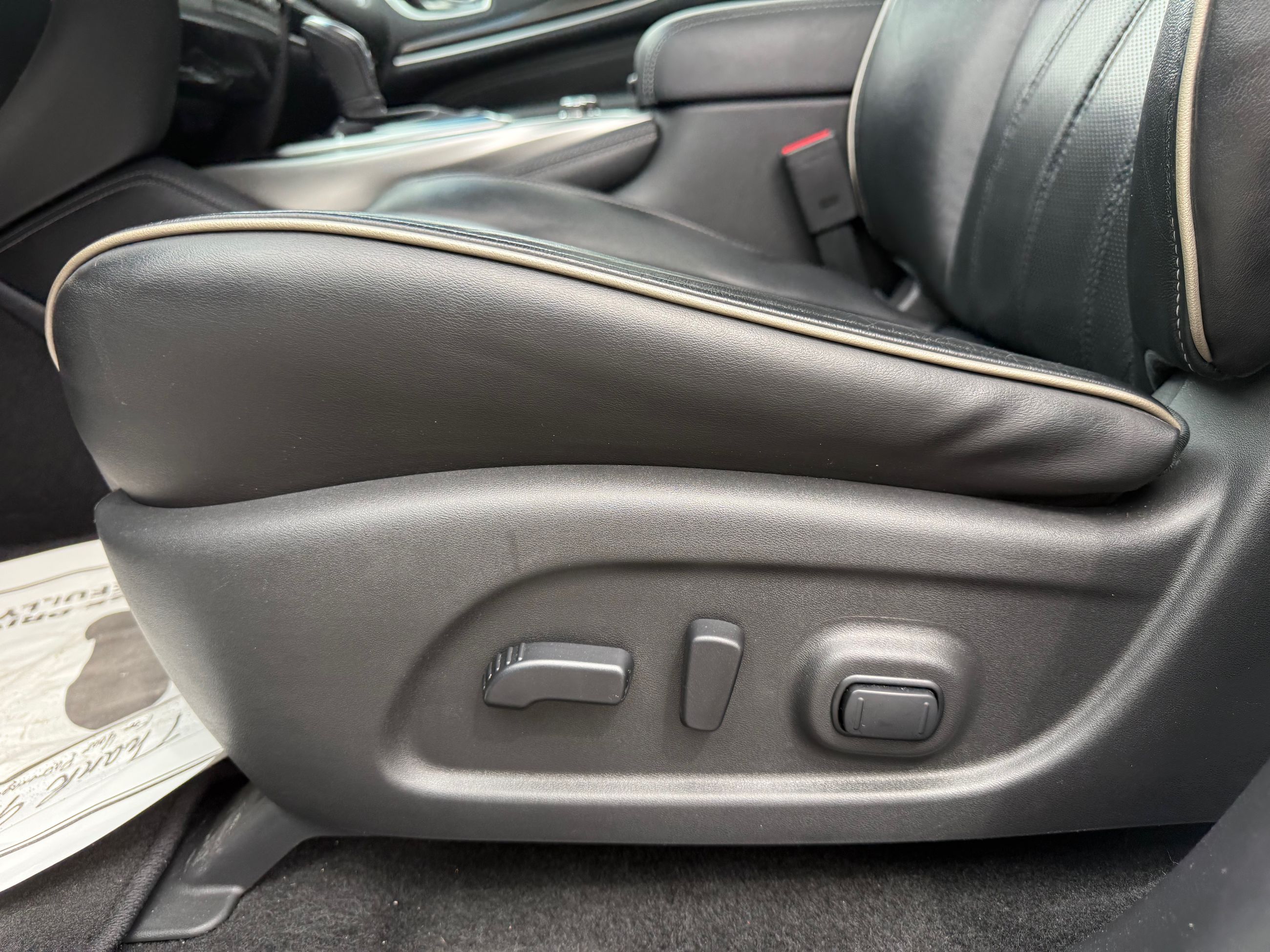 2016 Infiniti QX60 in Mississauga, Ontario