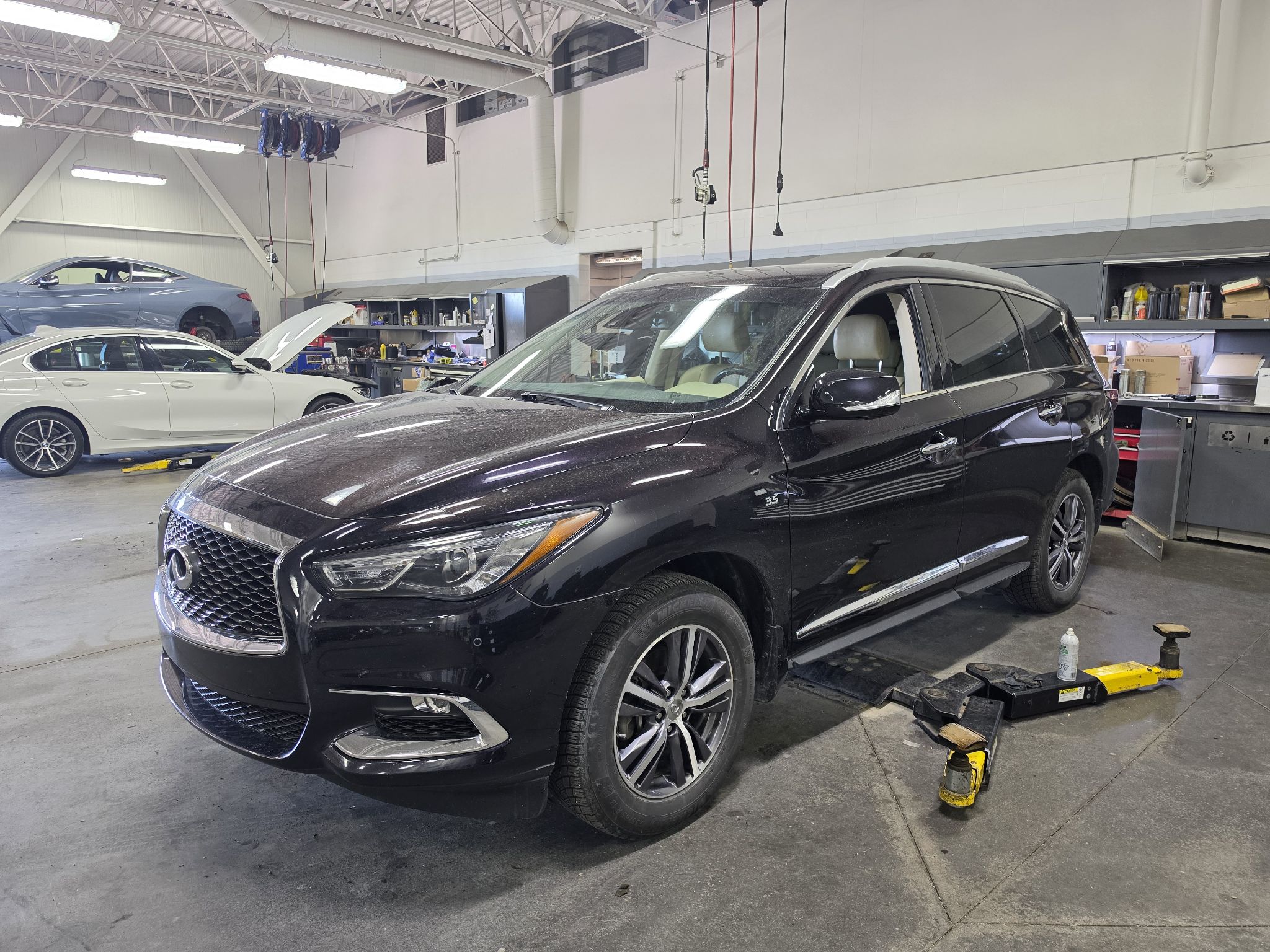 2019 Infiniti QX60 in Calgary, Alberta