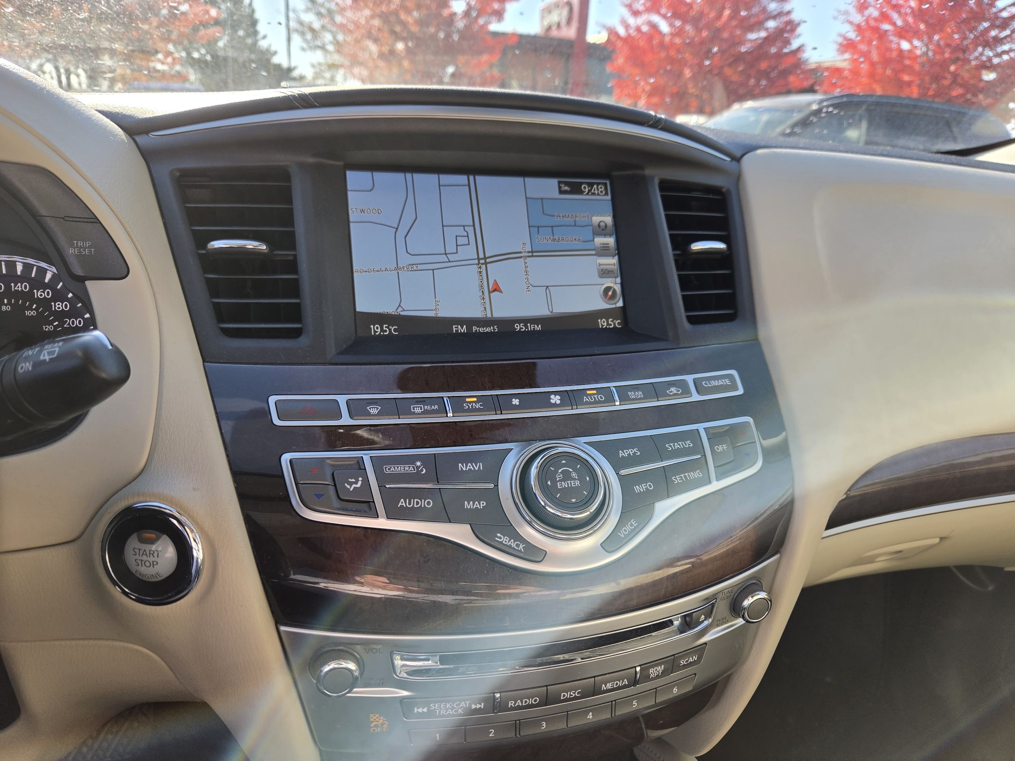 2020 Infiniti QX60 in Dollard-des-Ormeaux, Quebec