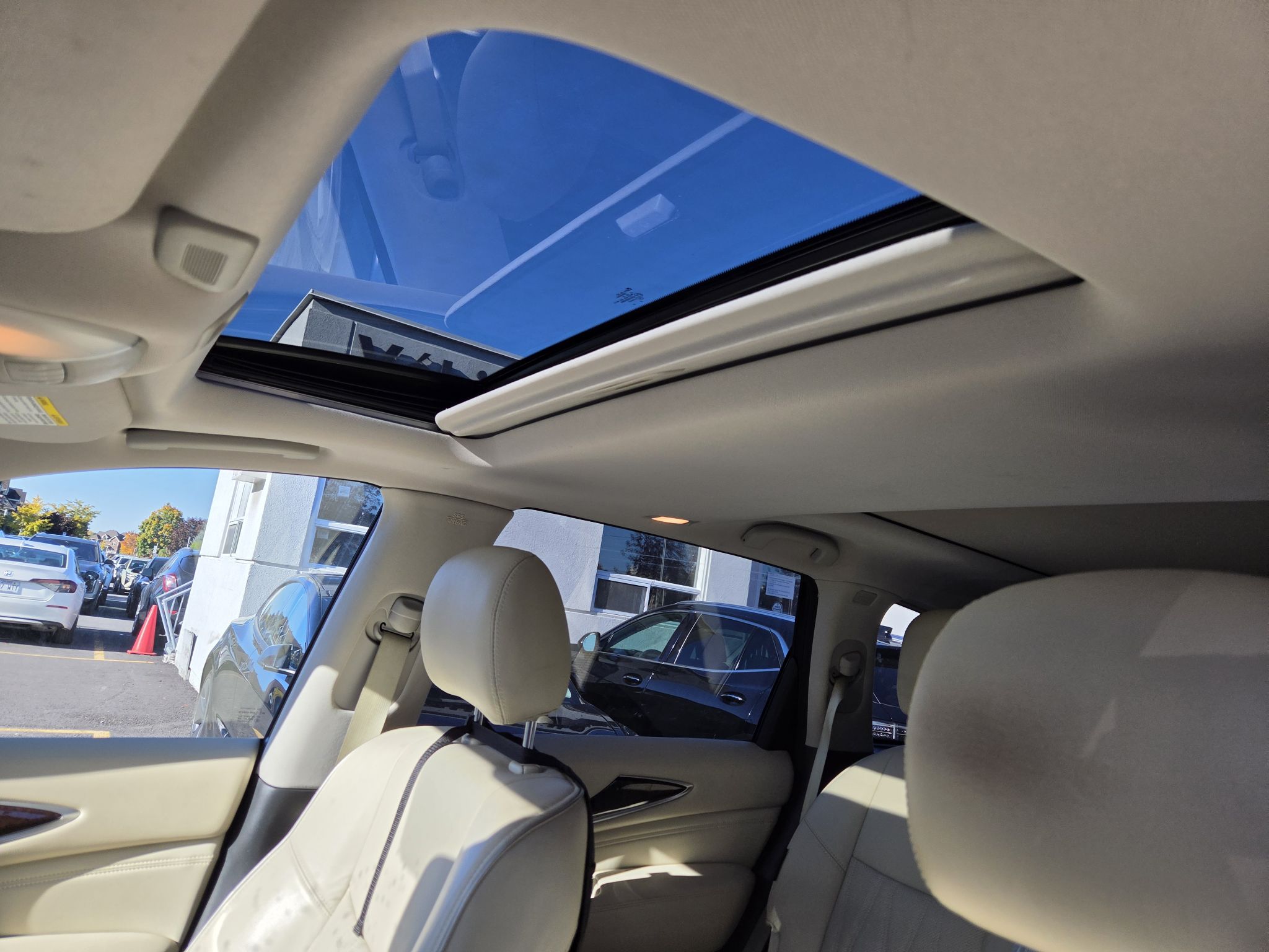 2020 Infiniti QX60 in Dollard-des-Ormeaux, Quebec