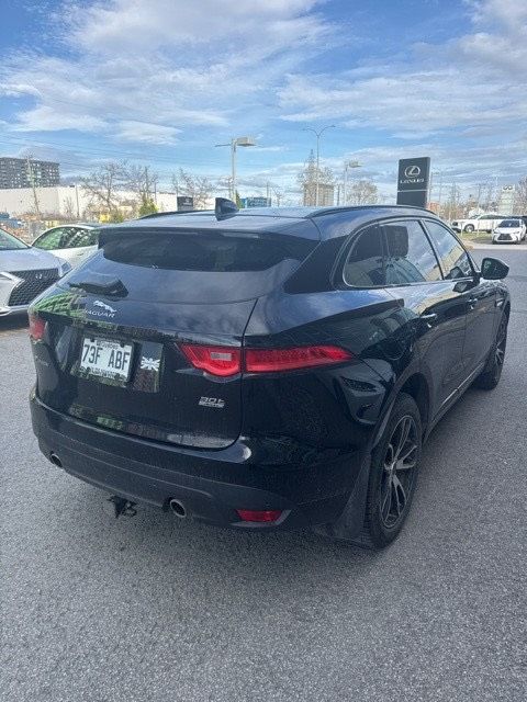 Jaguar F-PACE  2019 à Laval, Québec