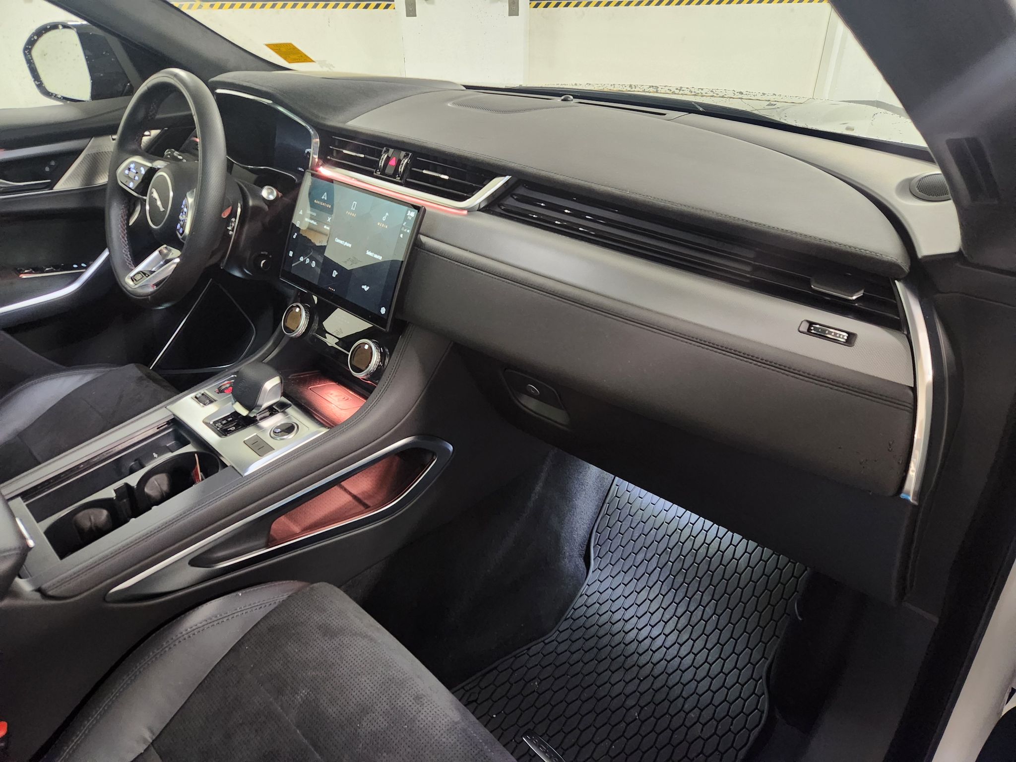 2025 Jaguar F-PACE in Vancouver, British Columbia