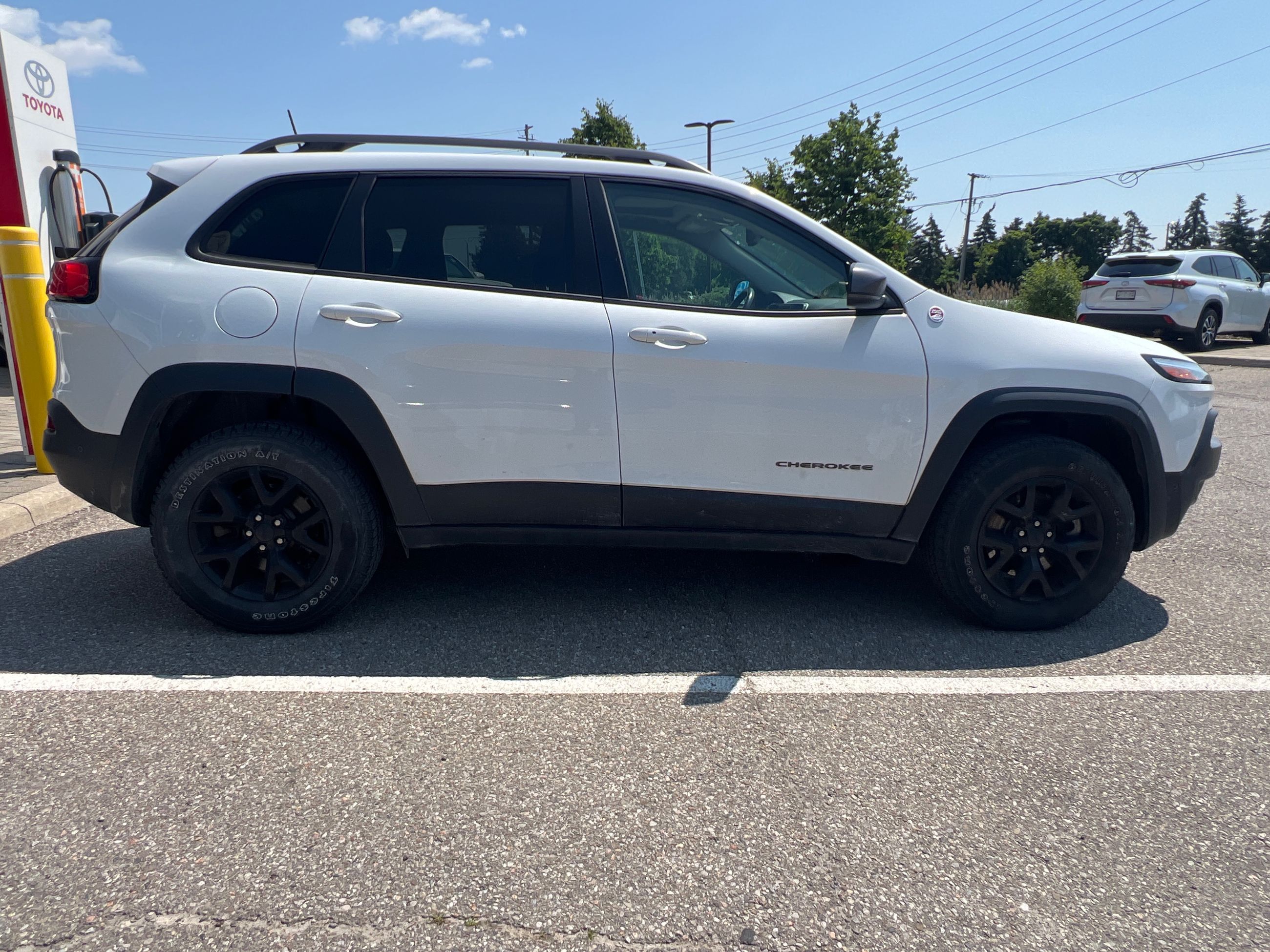 2017 Jeep Cherokee in Bolton, Ontario