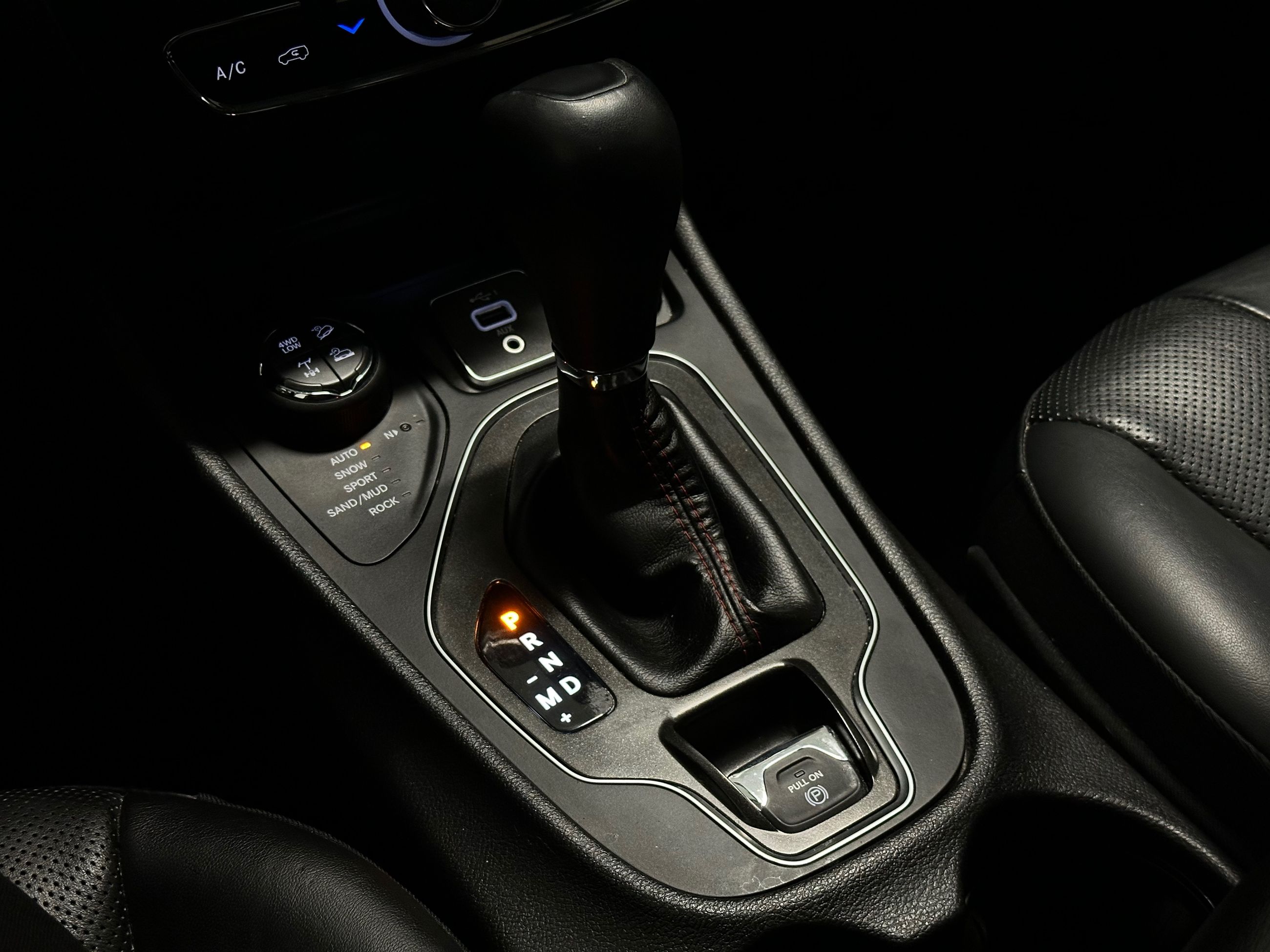 2019 Jeep Cherokee in Vancouver, British Columbia