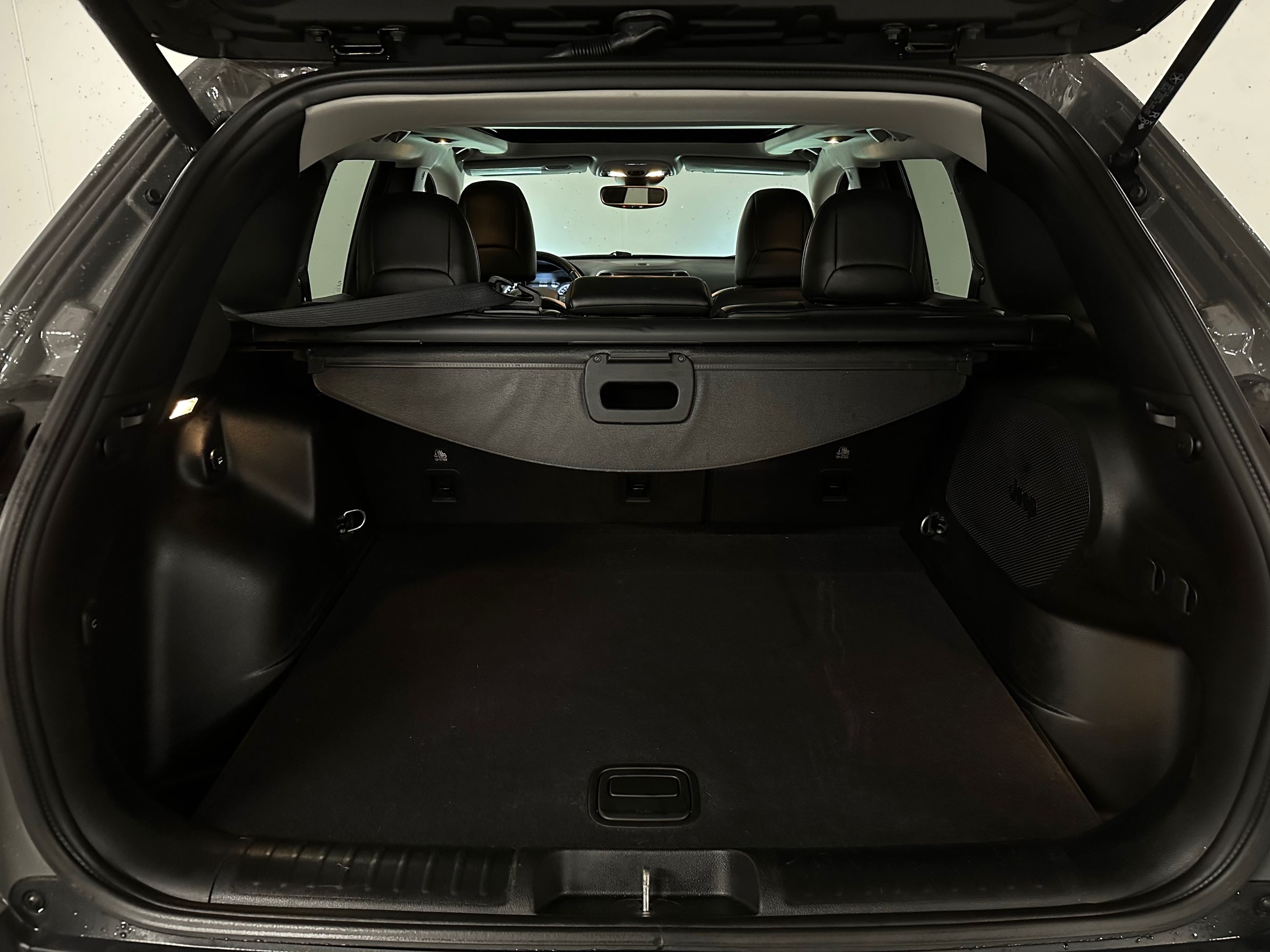 2019 Jeep Cherokee in Vancouver, British Columbia