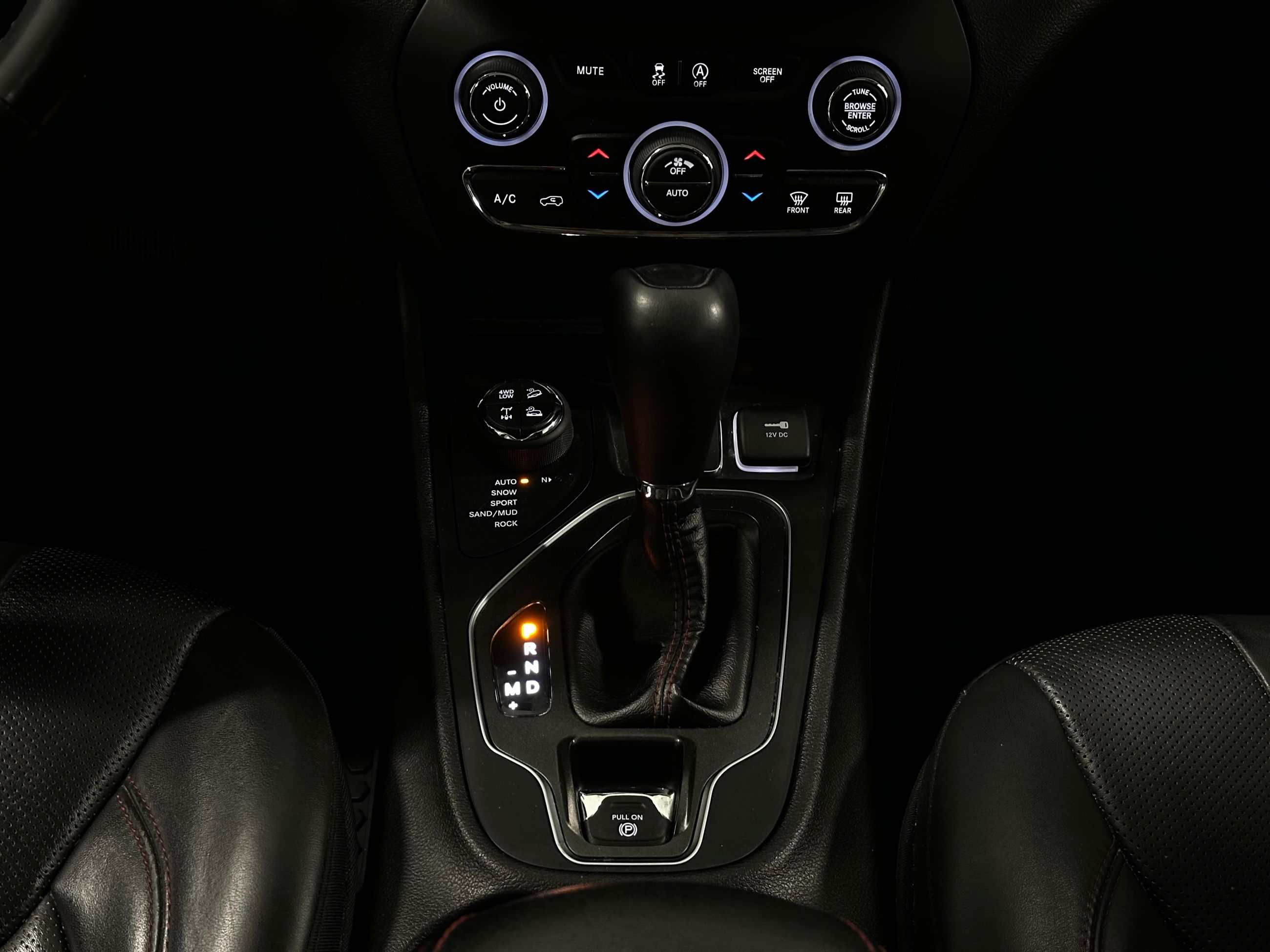 2019 Jeep Cherokee in Vancouver, British Columbia