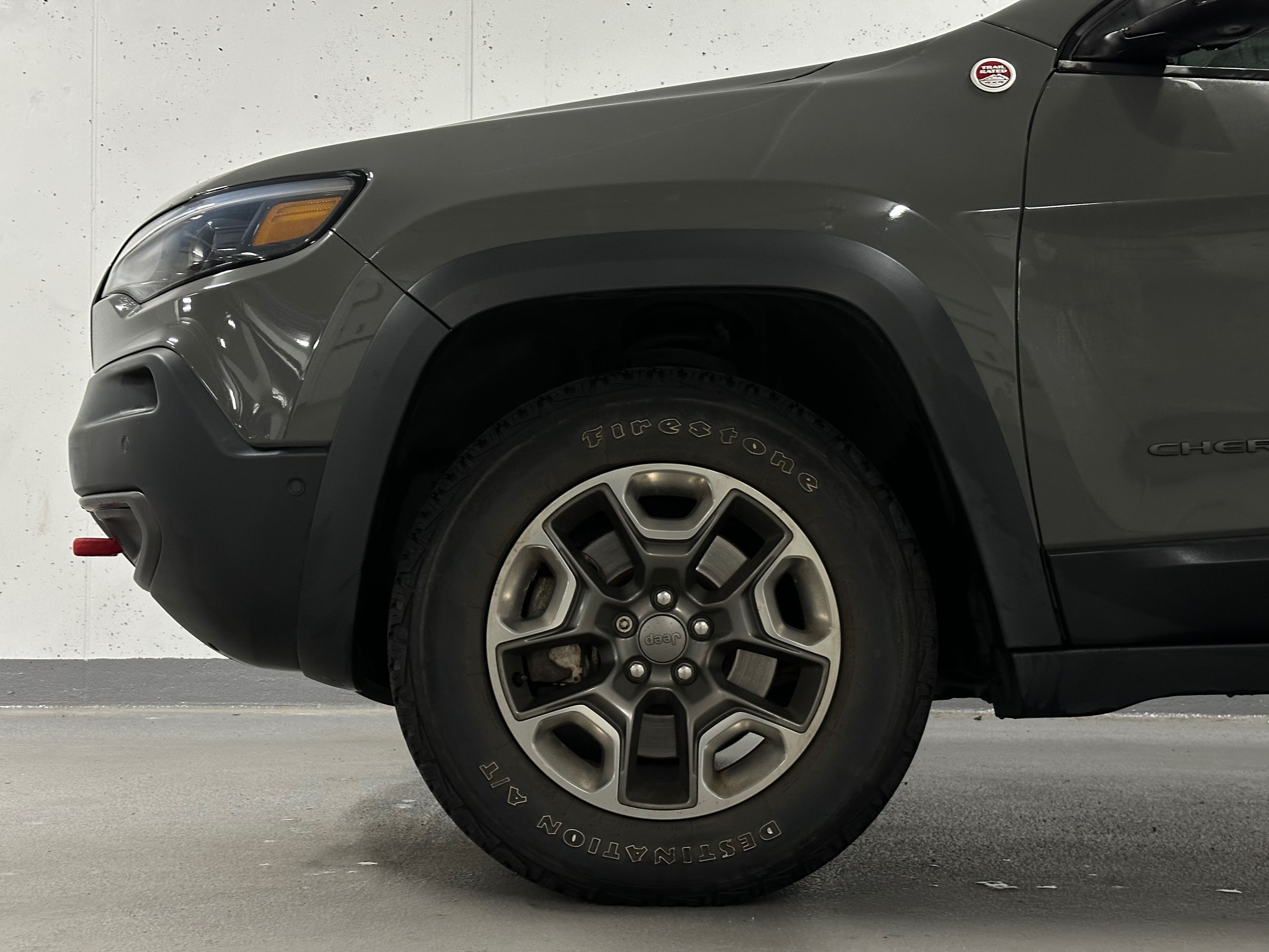 2019 Jeep Cherokee in Vancouver, British Columbia