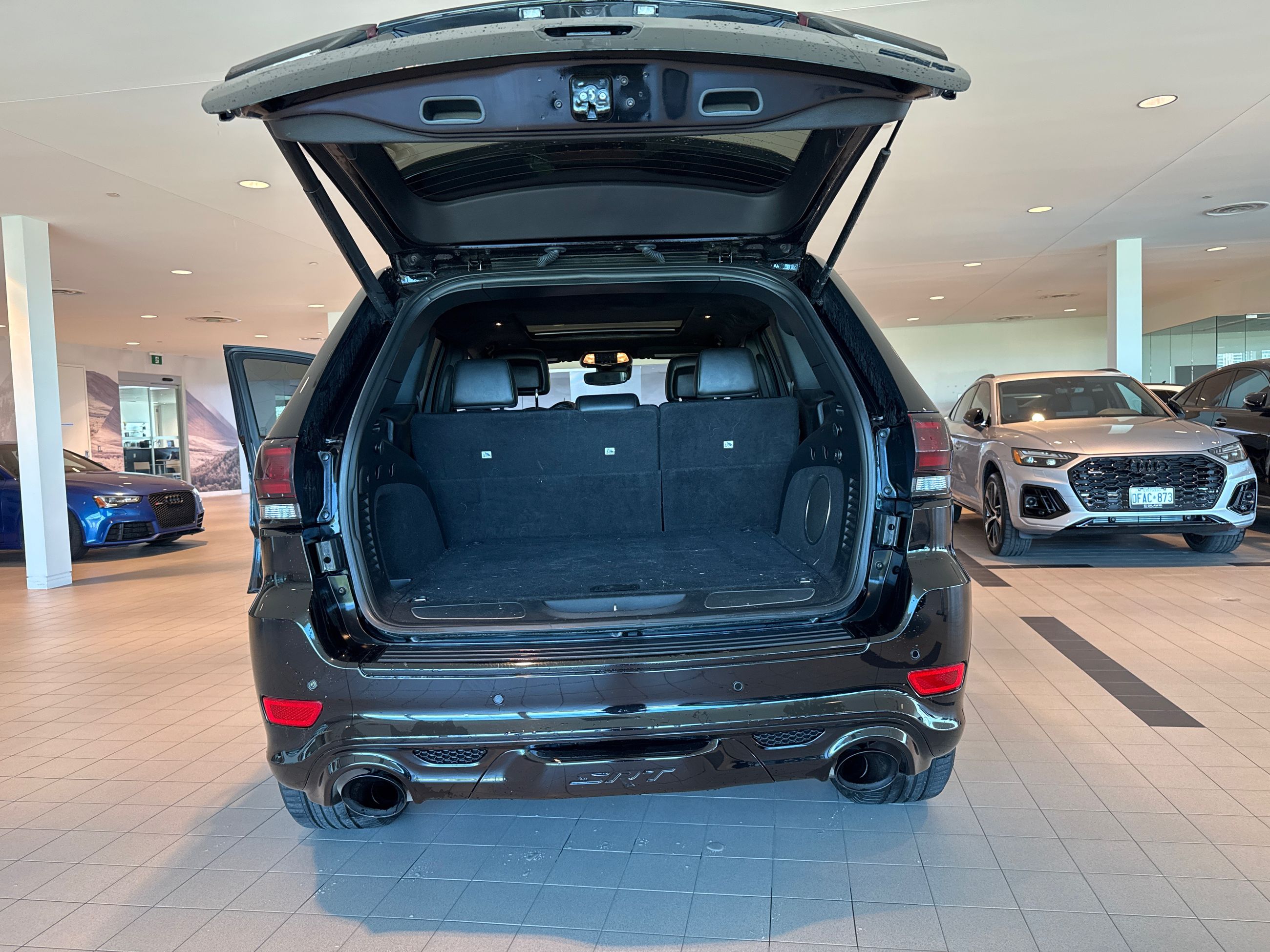 2019 Jeep Grand Cherokee 4X4 in Toronto, Ontario