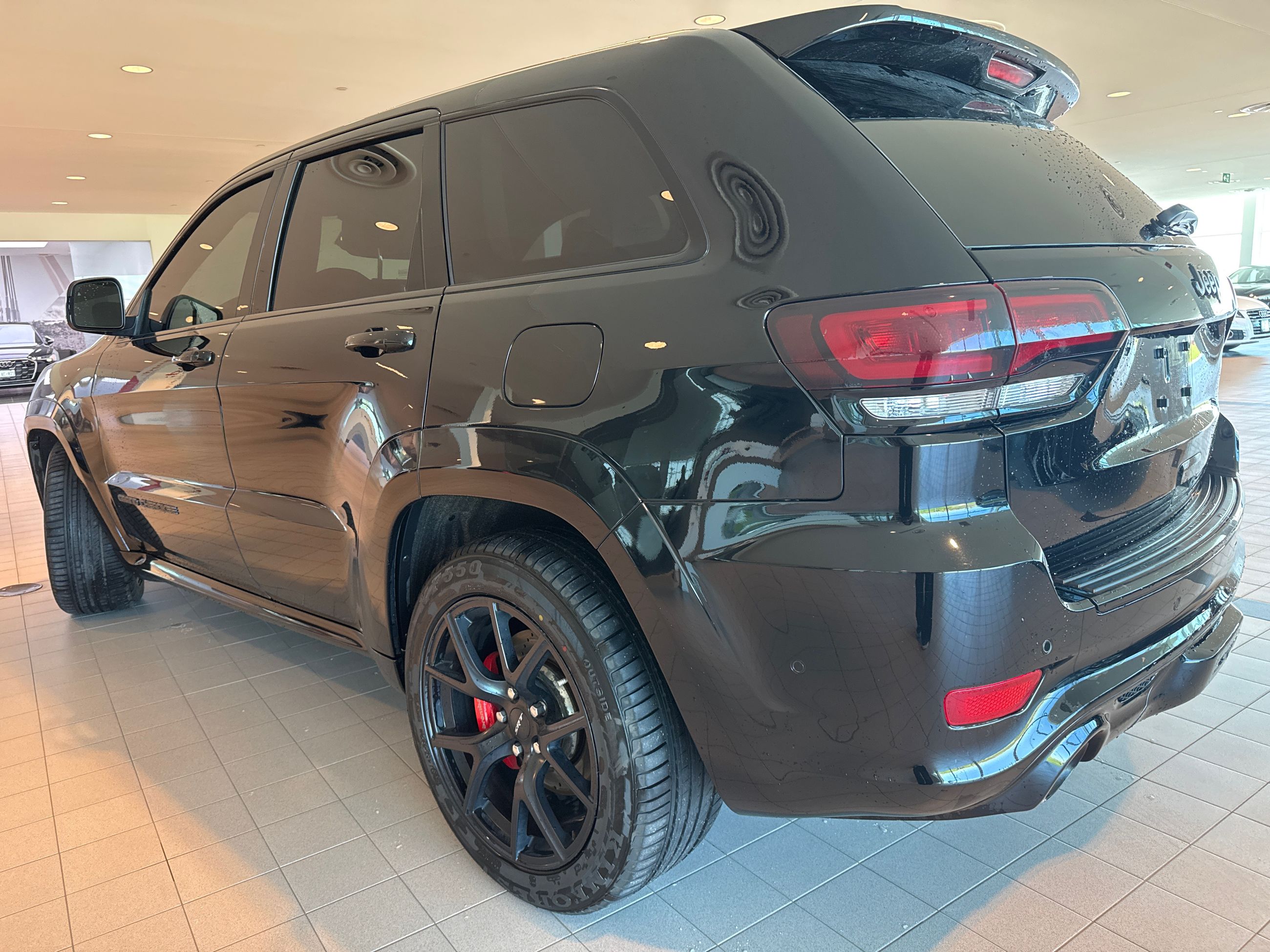 2019 Jeep Grand Cherokee 4X4 in Toronto, Ontario
