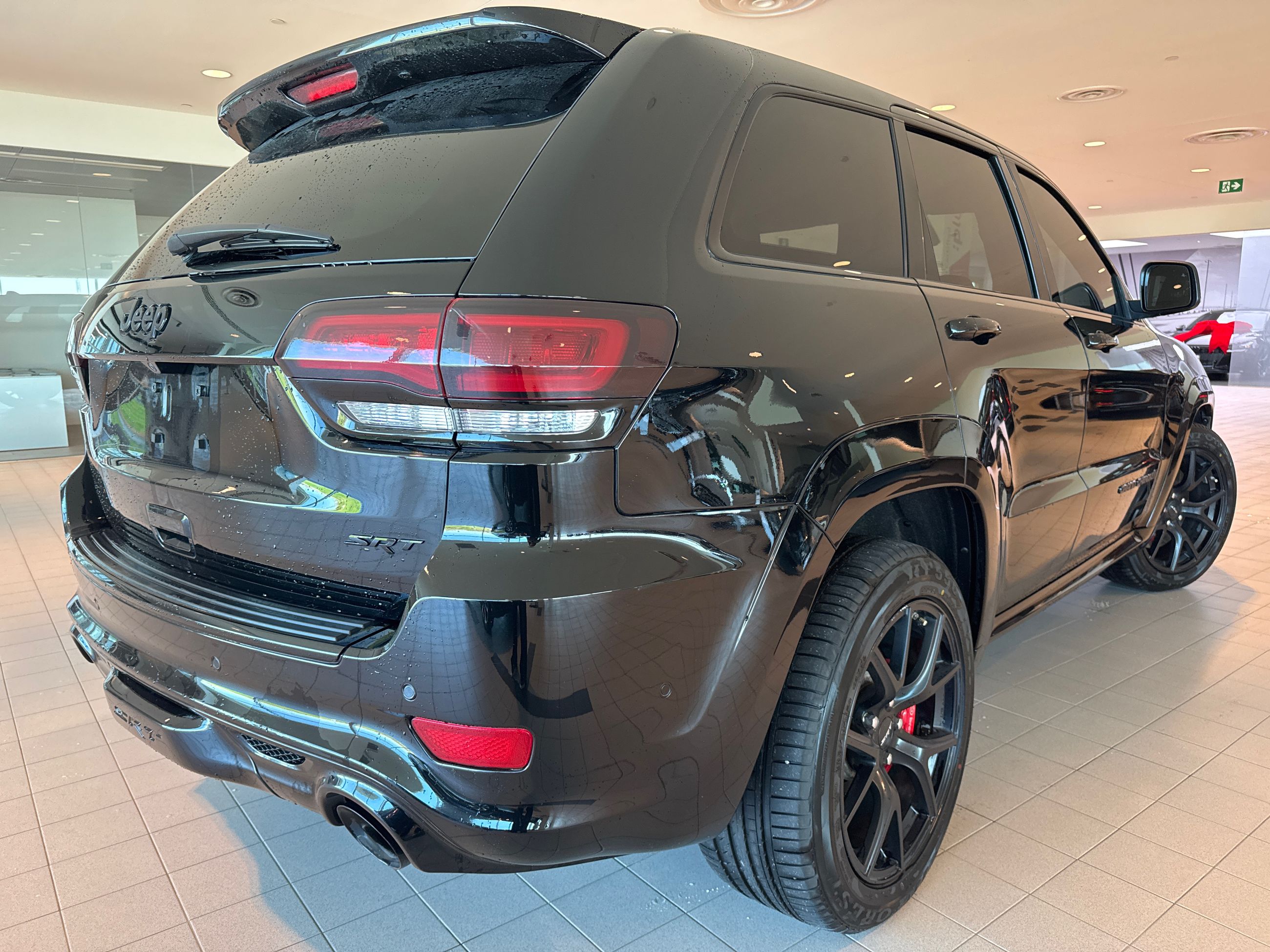 2019 Jeep Grand Cherokee 4X4 in Toronto, Ontario