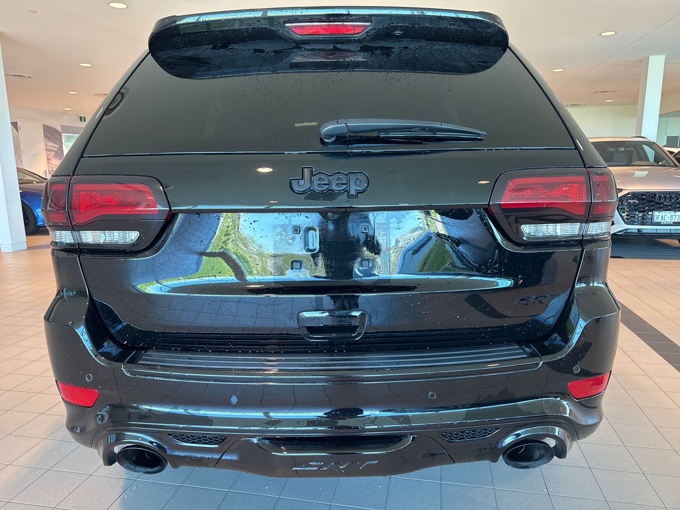 2019 Jeep Grand Cherokee 4X4 in Toronto, Ontario