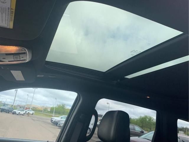 2020 Jeep Grand Cherokee 4X4 in Regina, Saskatchewan