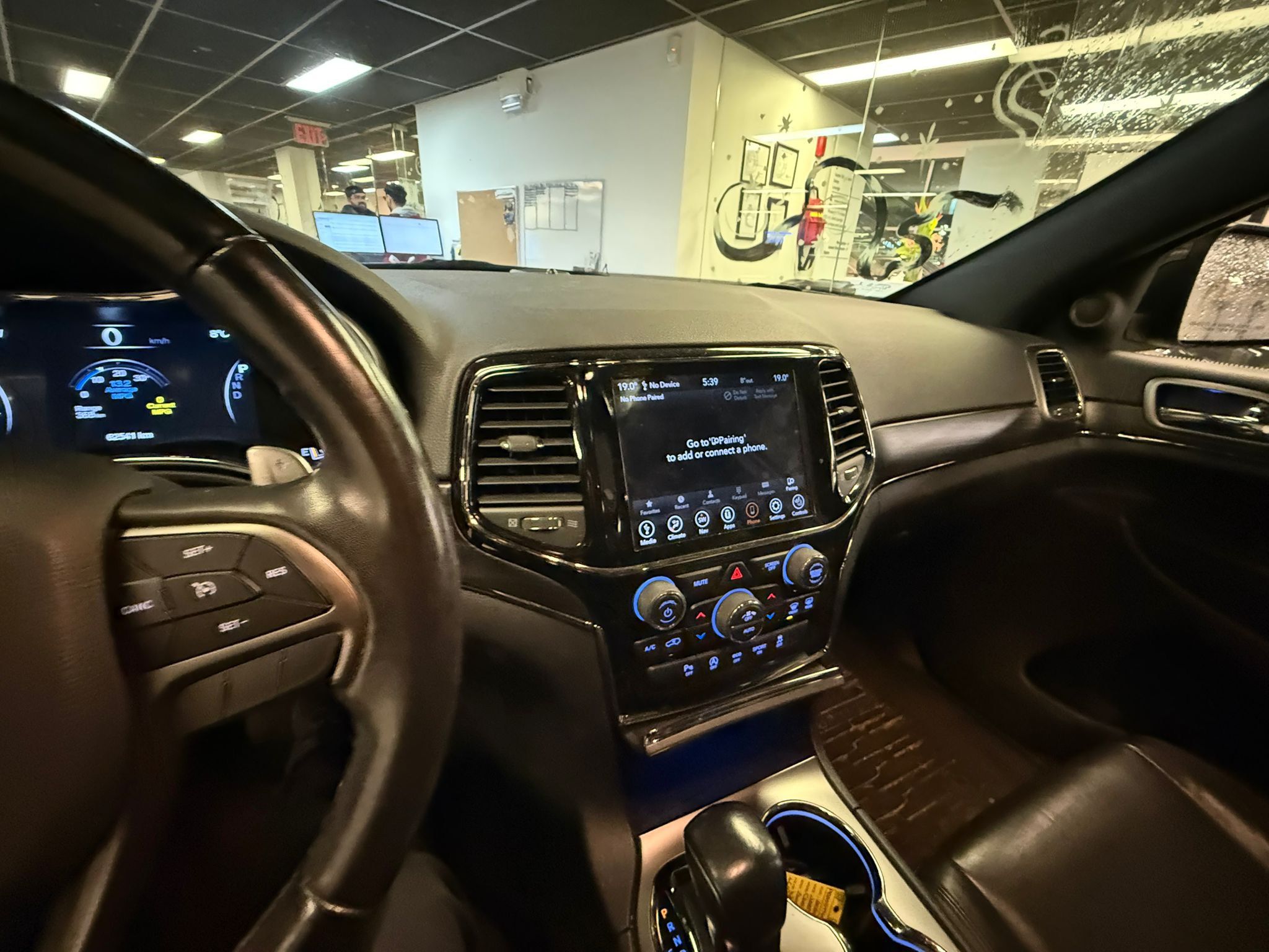 2020 Jeep Grand Cherokee 4X4 in Vancouver, British Columbia