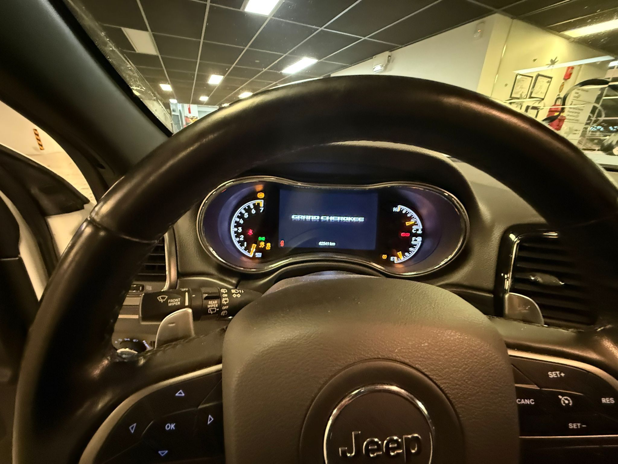2020 Jeep Grand Cherokee 4X4 in Vancouver, British Columbia