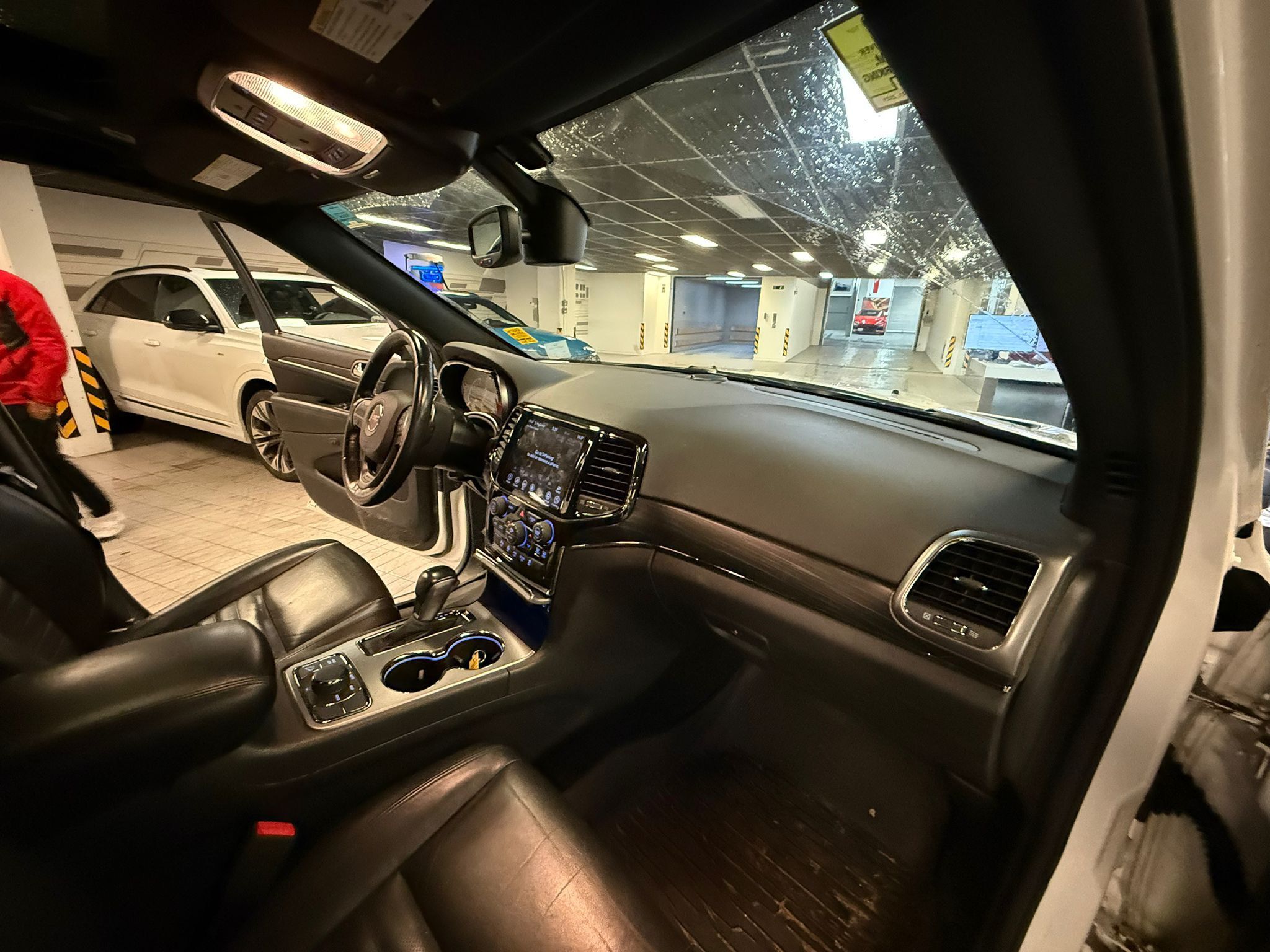 2020 Jeep Grand Cherokee 4X4 in Vancouver, British Columbia