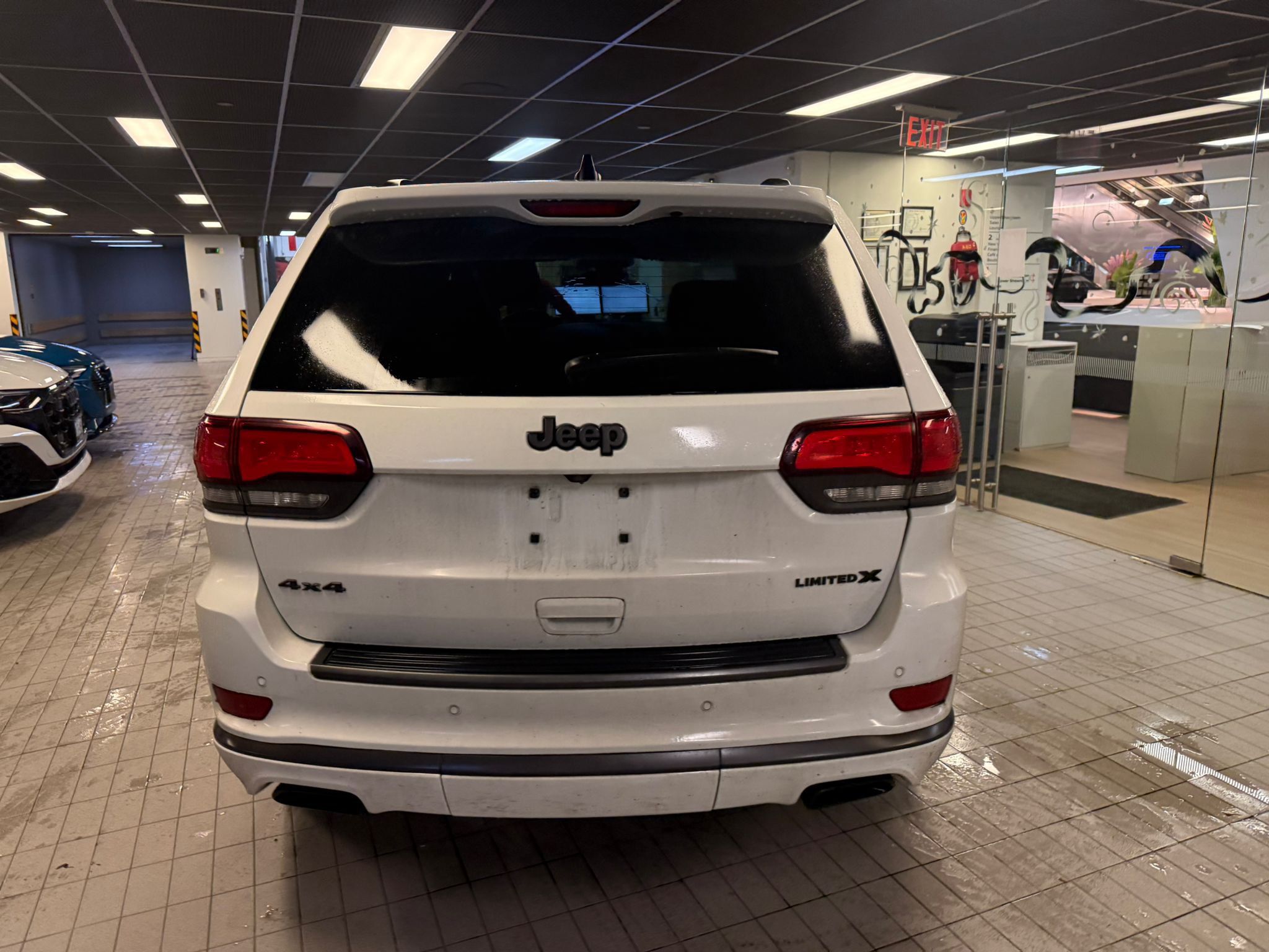 2020 Jeep Grand Cherokee 4X4 in Vancouver, British Columbia