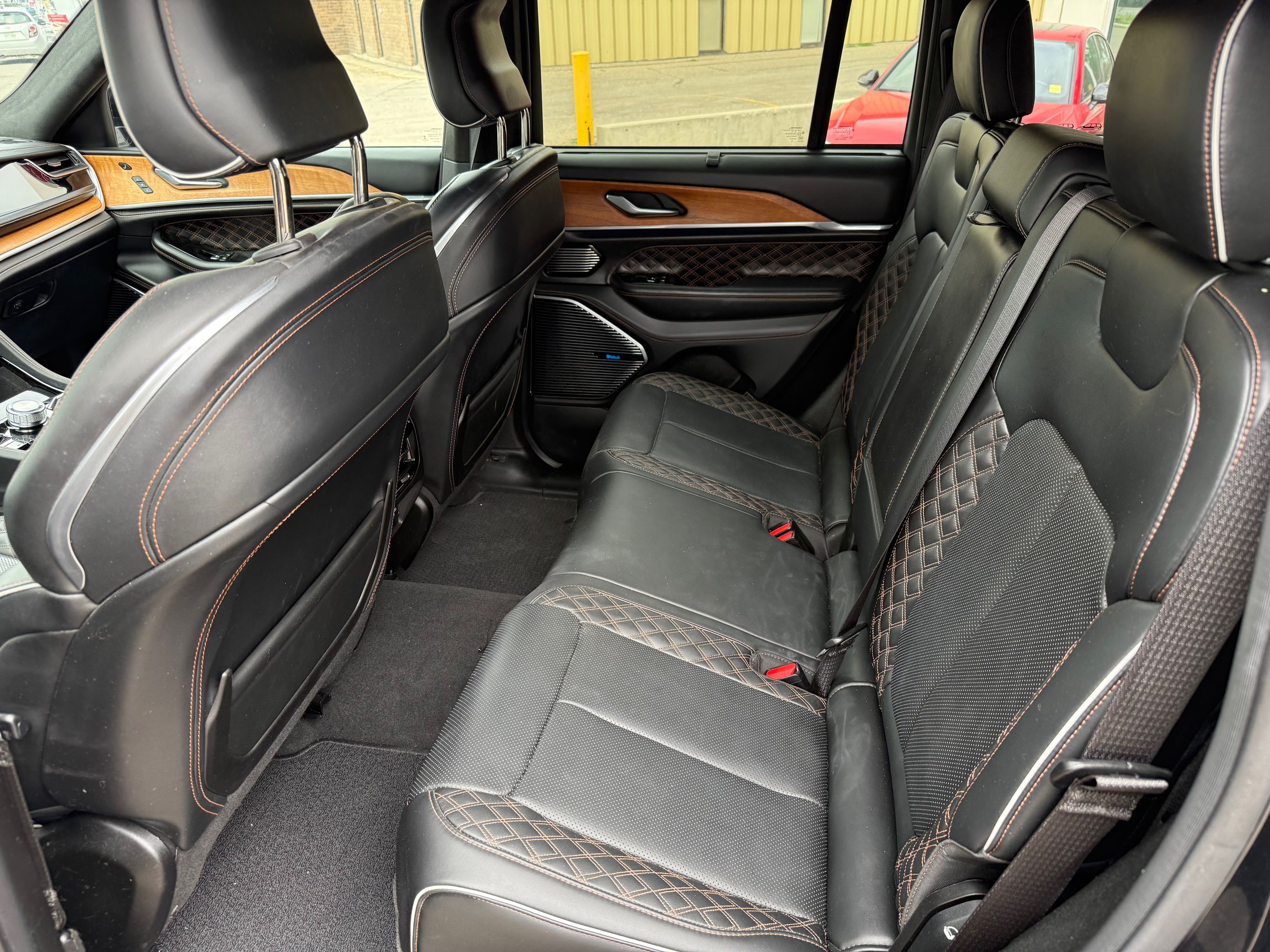 2022 Jeep Grand Cherokee 4X4 in Regina, Saskatchewan
