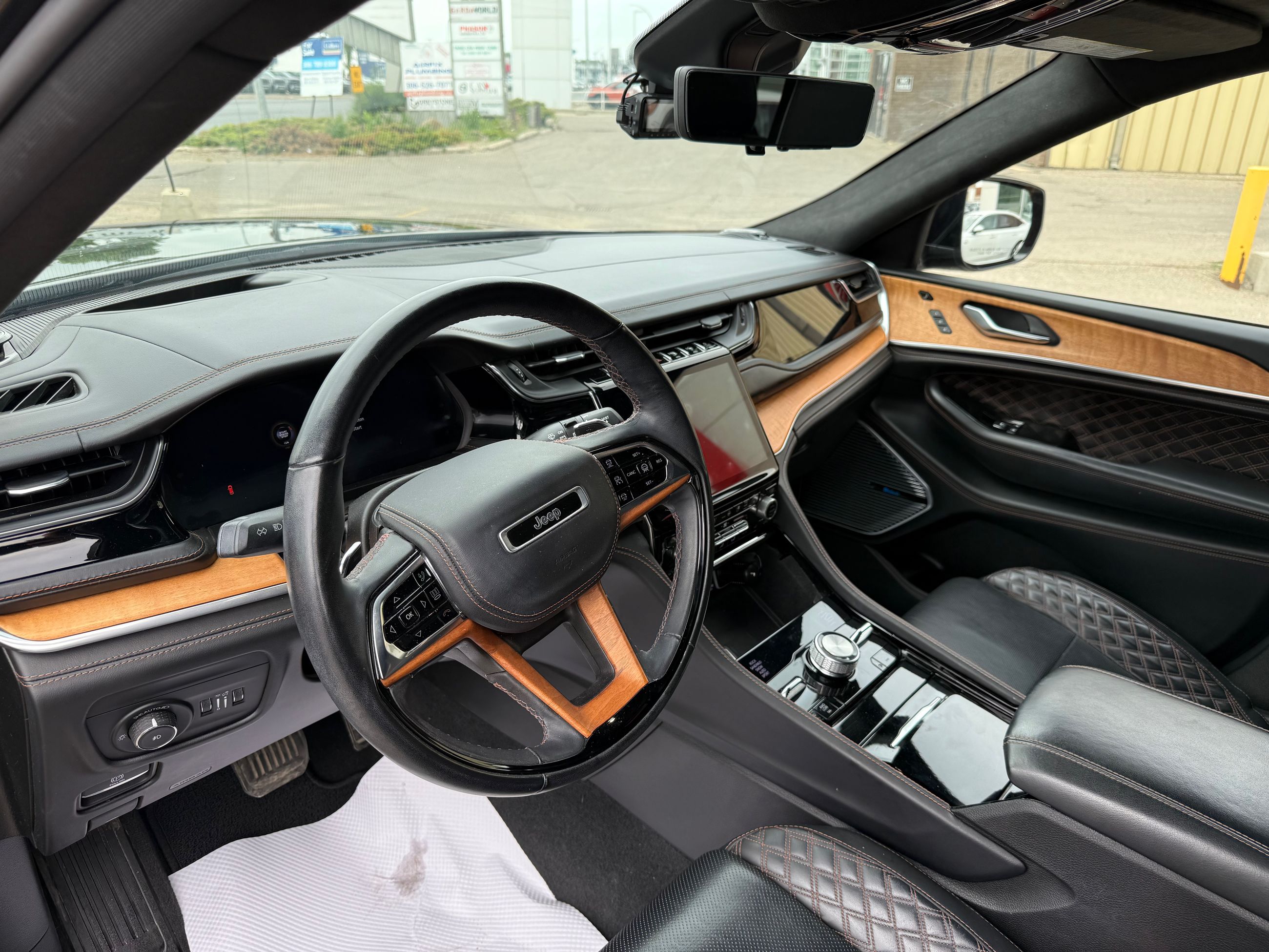 2022 Jeep Grand Cherokee 4X4 in Regina, Saskatchewan