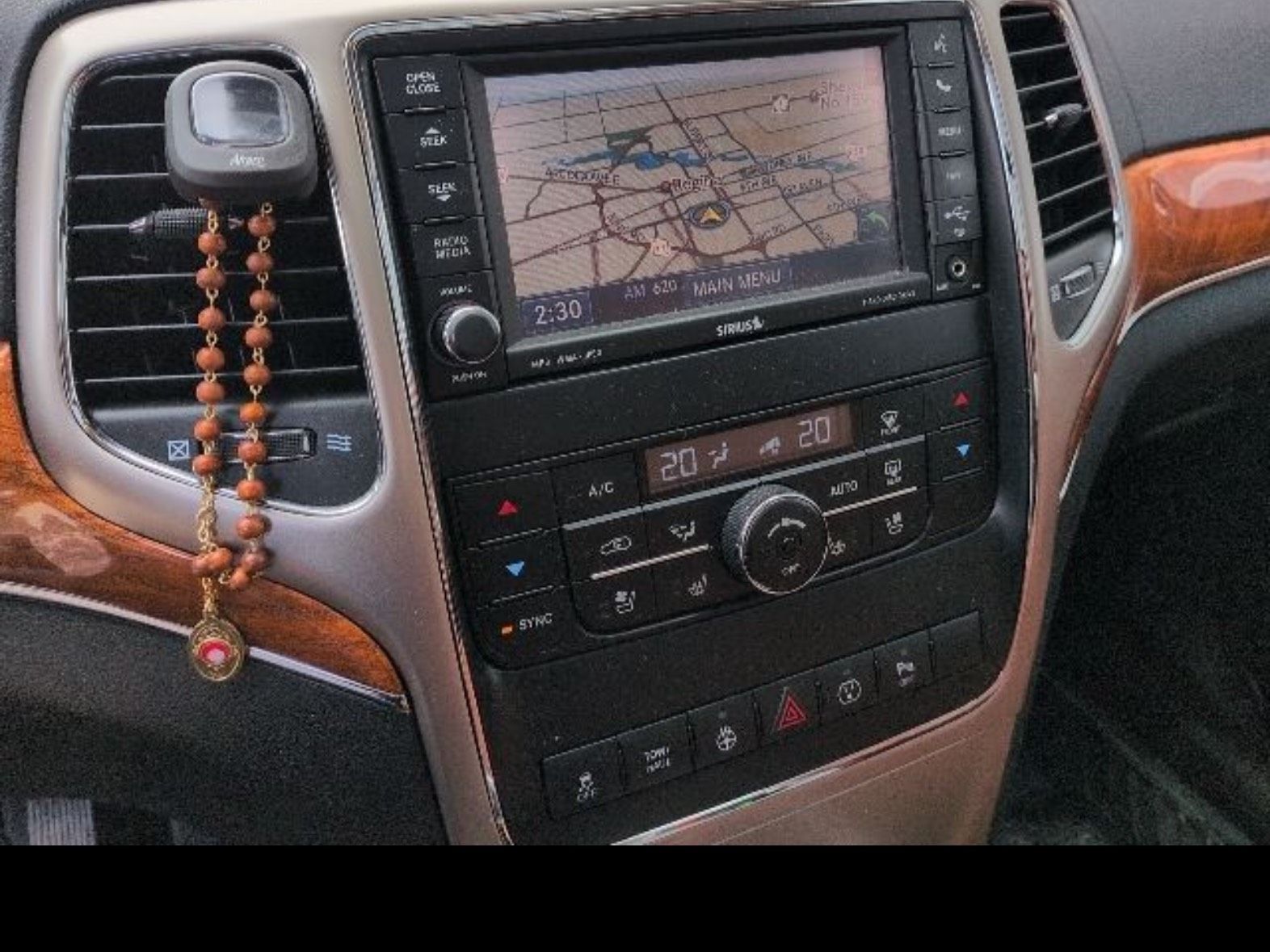 Jeep GRAND CHEROKEE OVERLAND  2013 à Regina, Saskatchewan