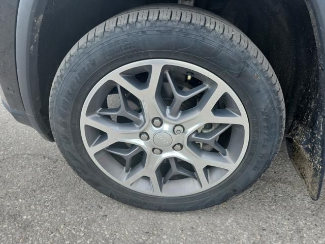 2022 Jeep Grand Cherokee in Regina, Saskatchewan