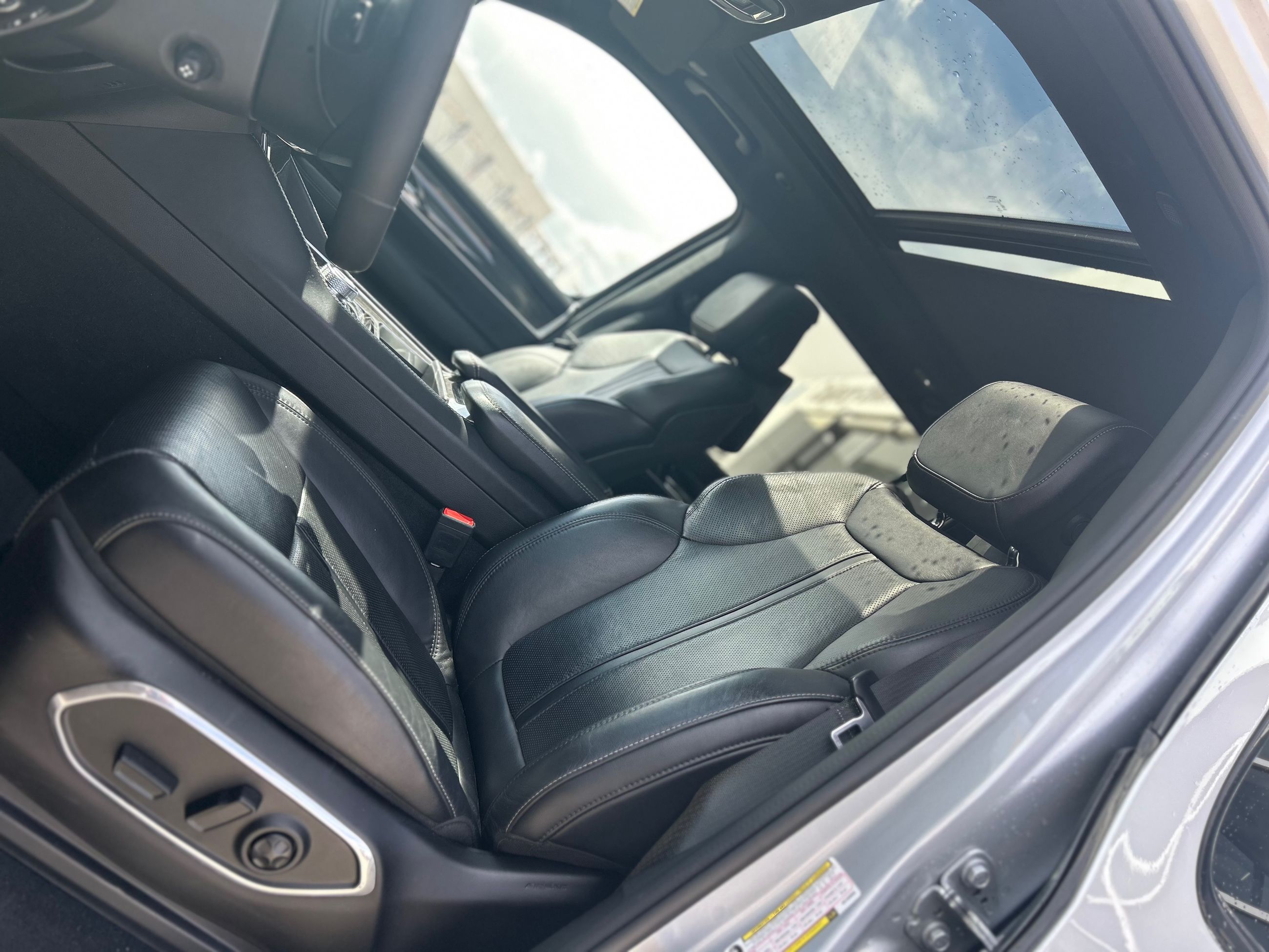 2022 Jeep WAGONEER in Calgary, Alberta