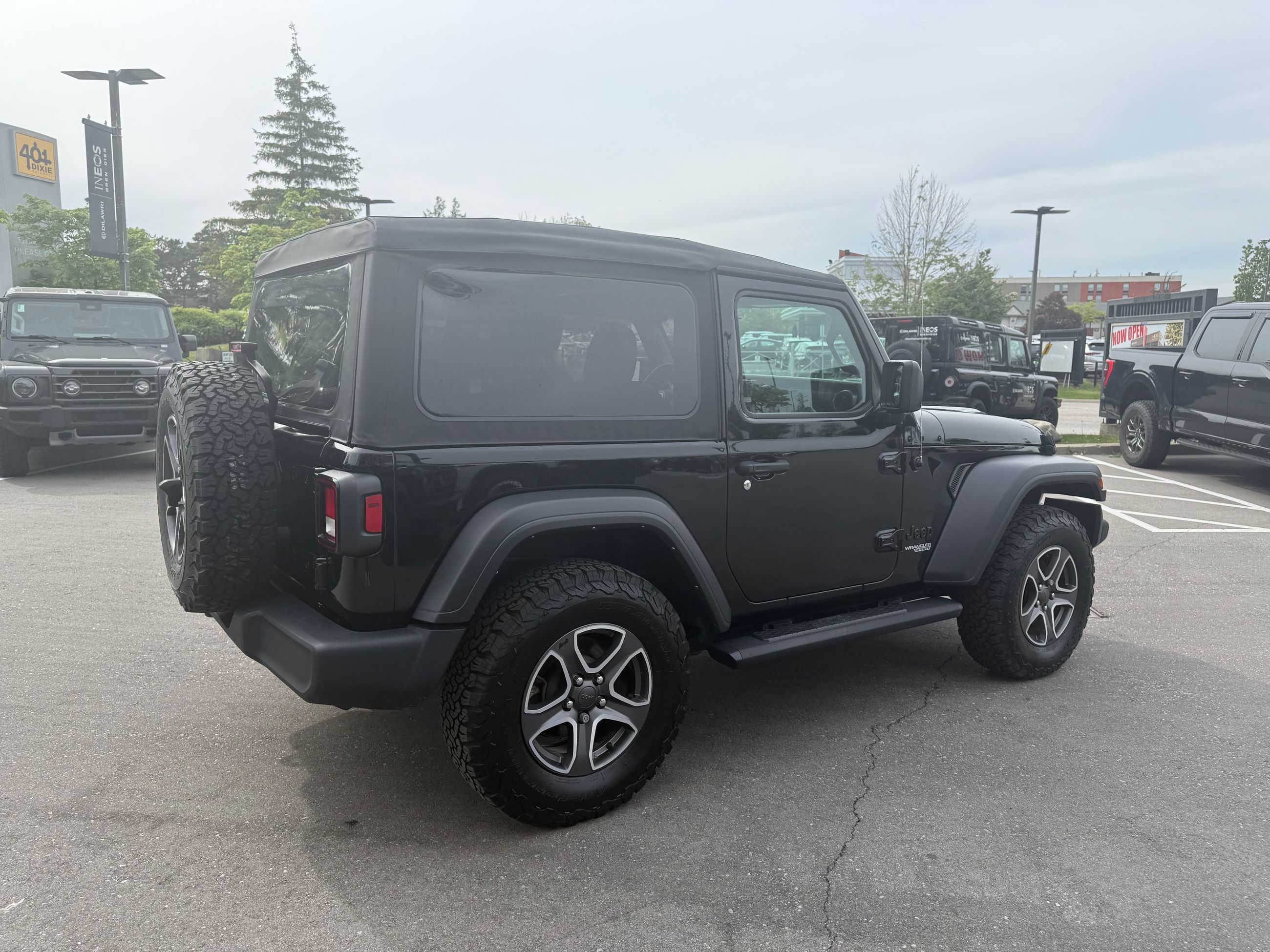 2021 Jeep Wrangler in Mississauga, Ontario