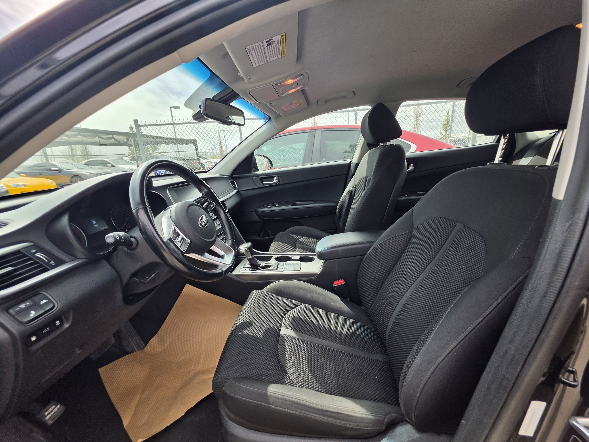 Kia Optima  2019 à Calgary, Alberta