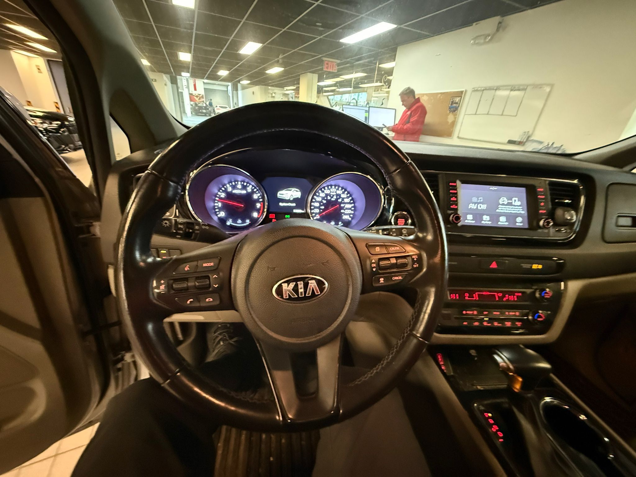 2020 Kia Sedona in Vancouver, British Columbia