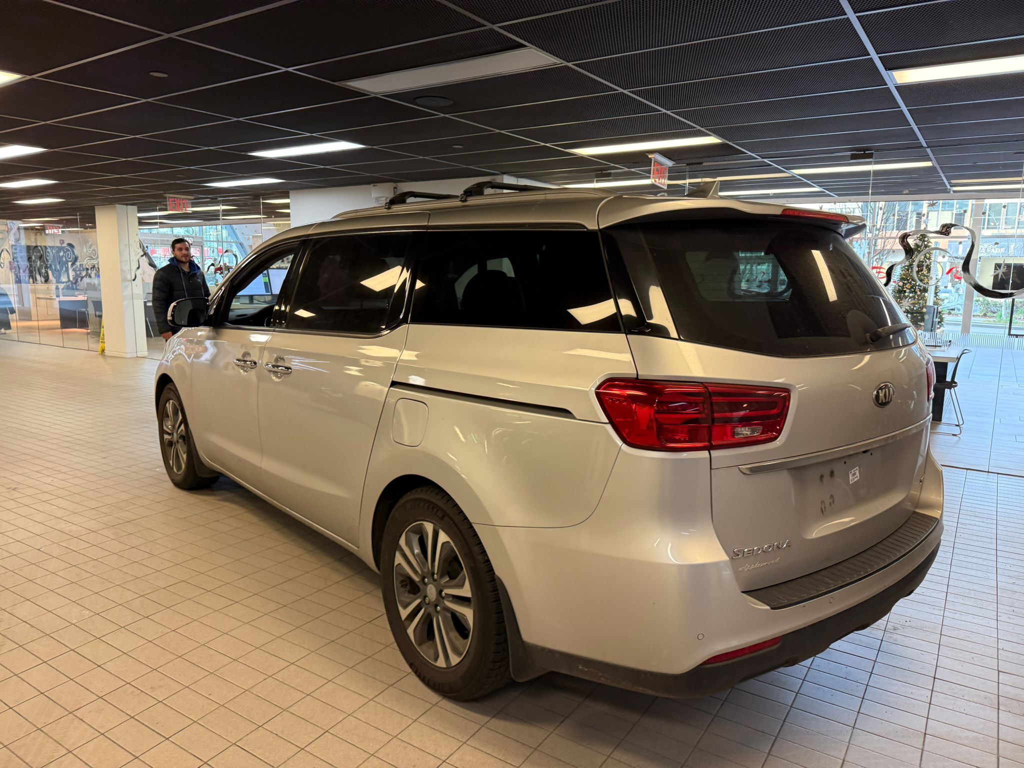 2020 Kia Sedona in Vancouver, British Columbia
