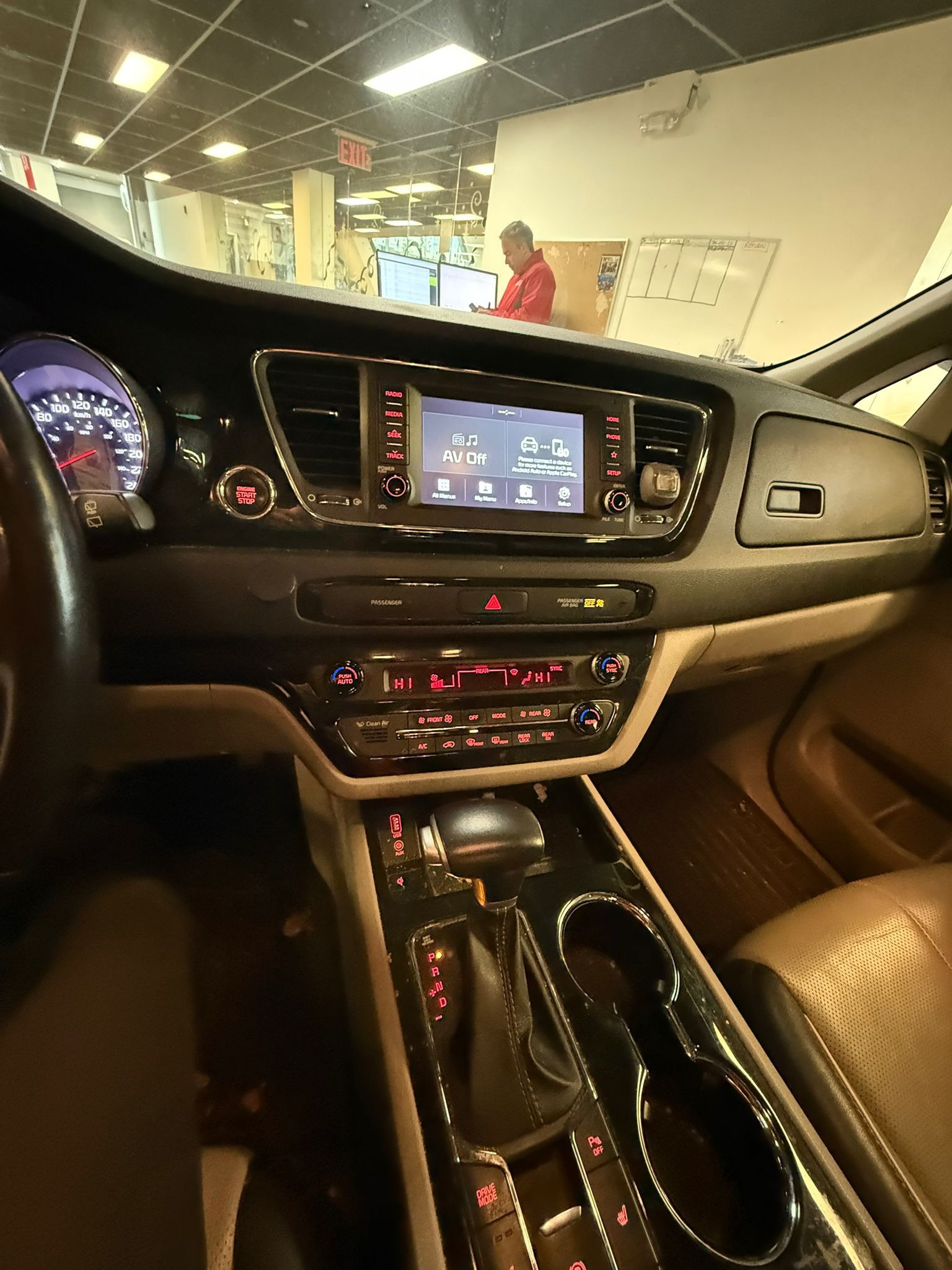 2020 Kia Sedona in Vancouver, British Columbia