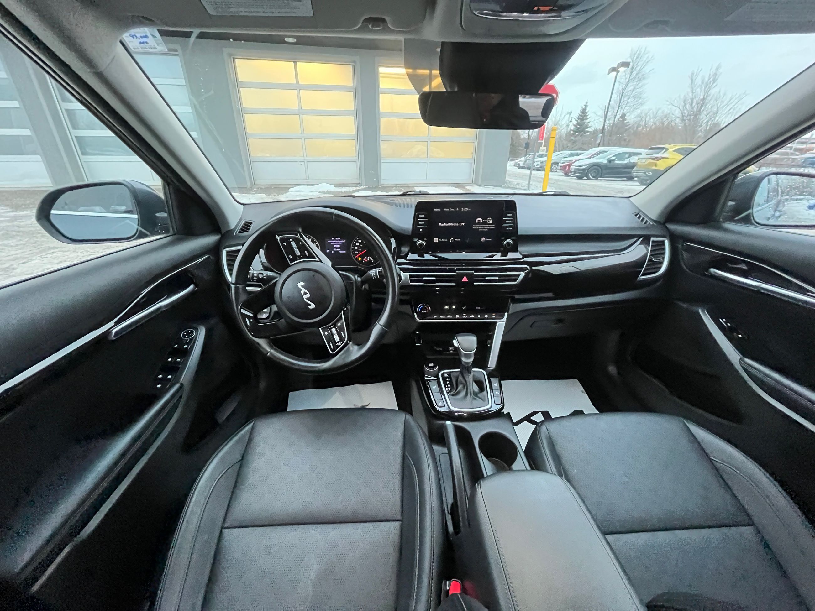 2023 Kia Seltos in Markham, Ontario