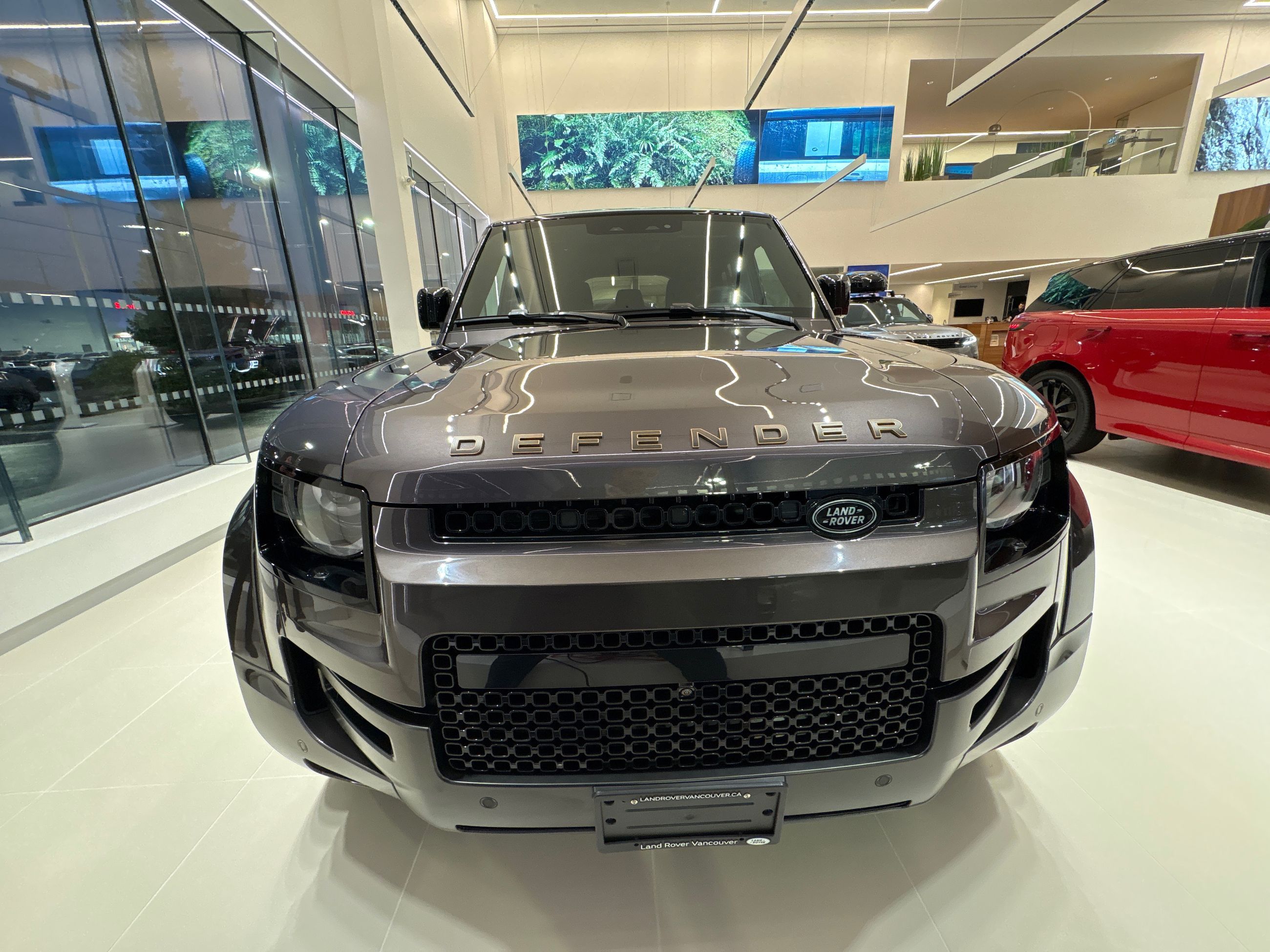 2025  Defender 110 Mild Hybrid