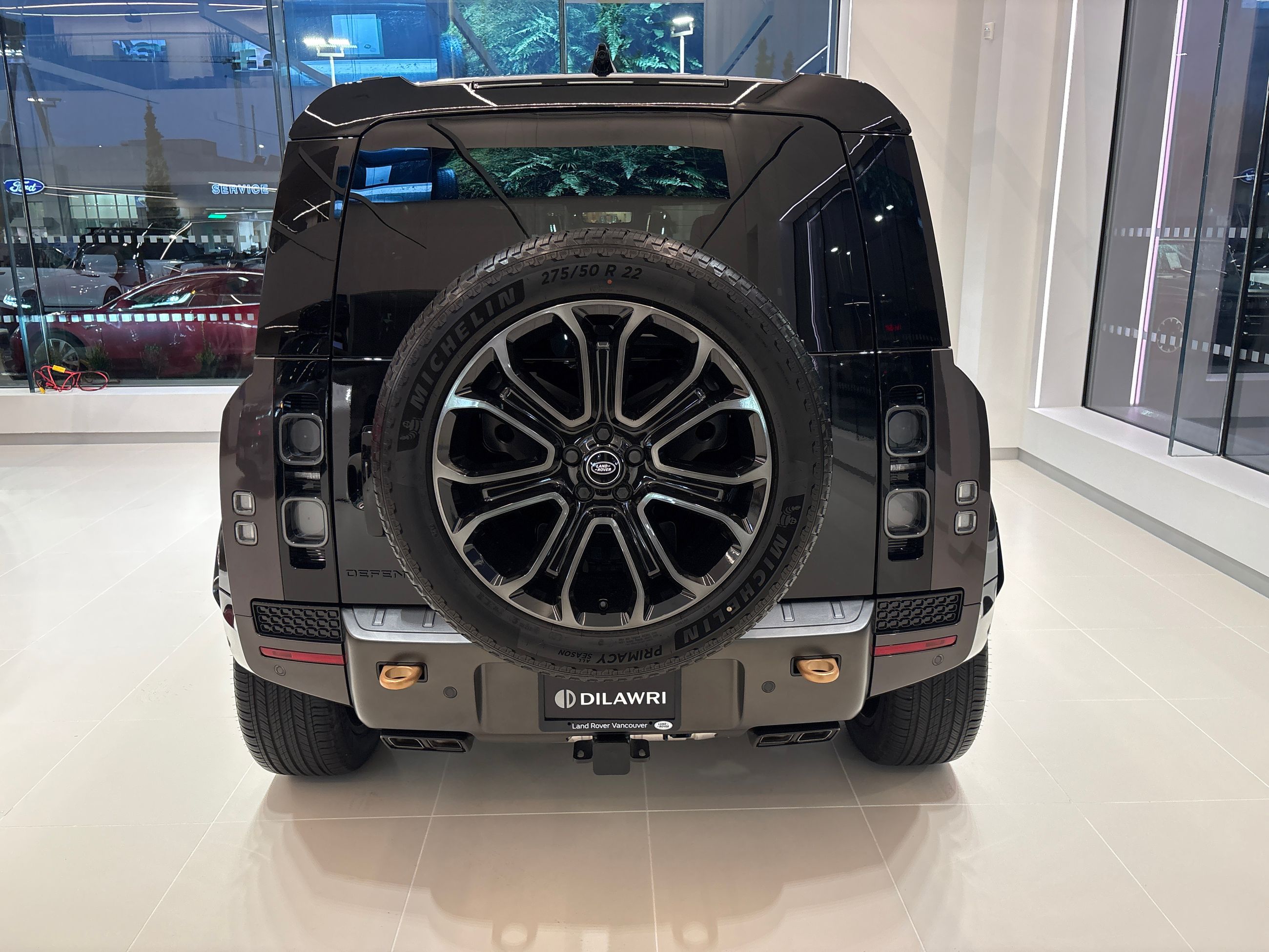 2025  Defender 110 Mild Hybrid