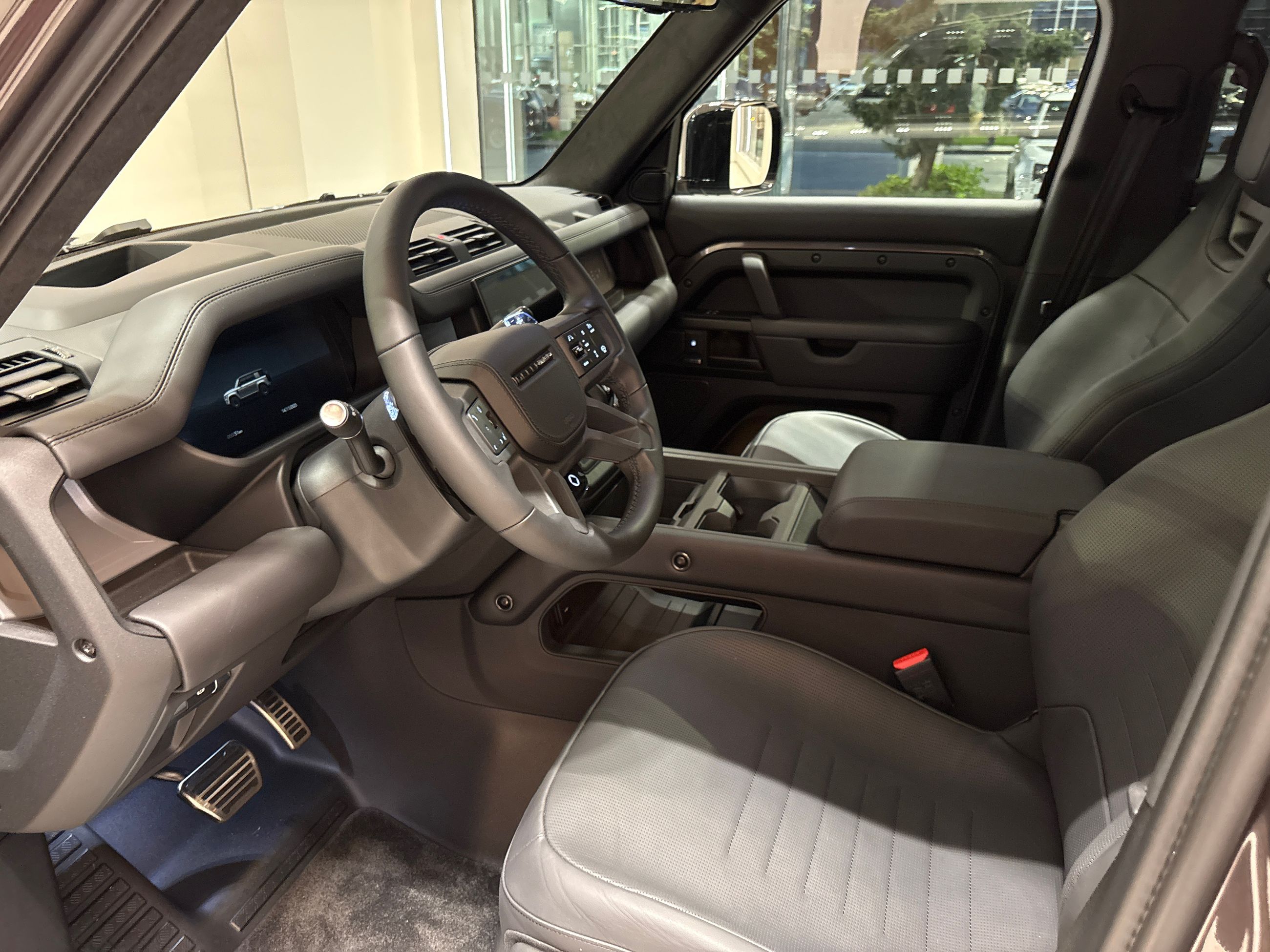 2025  Defender 110 Mild Hybrid