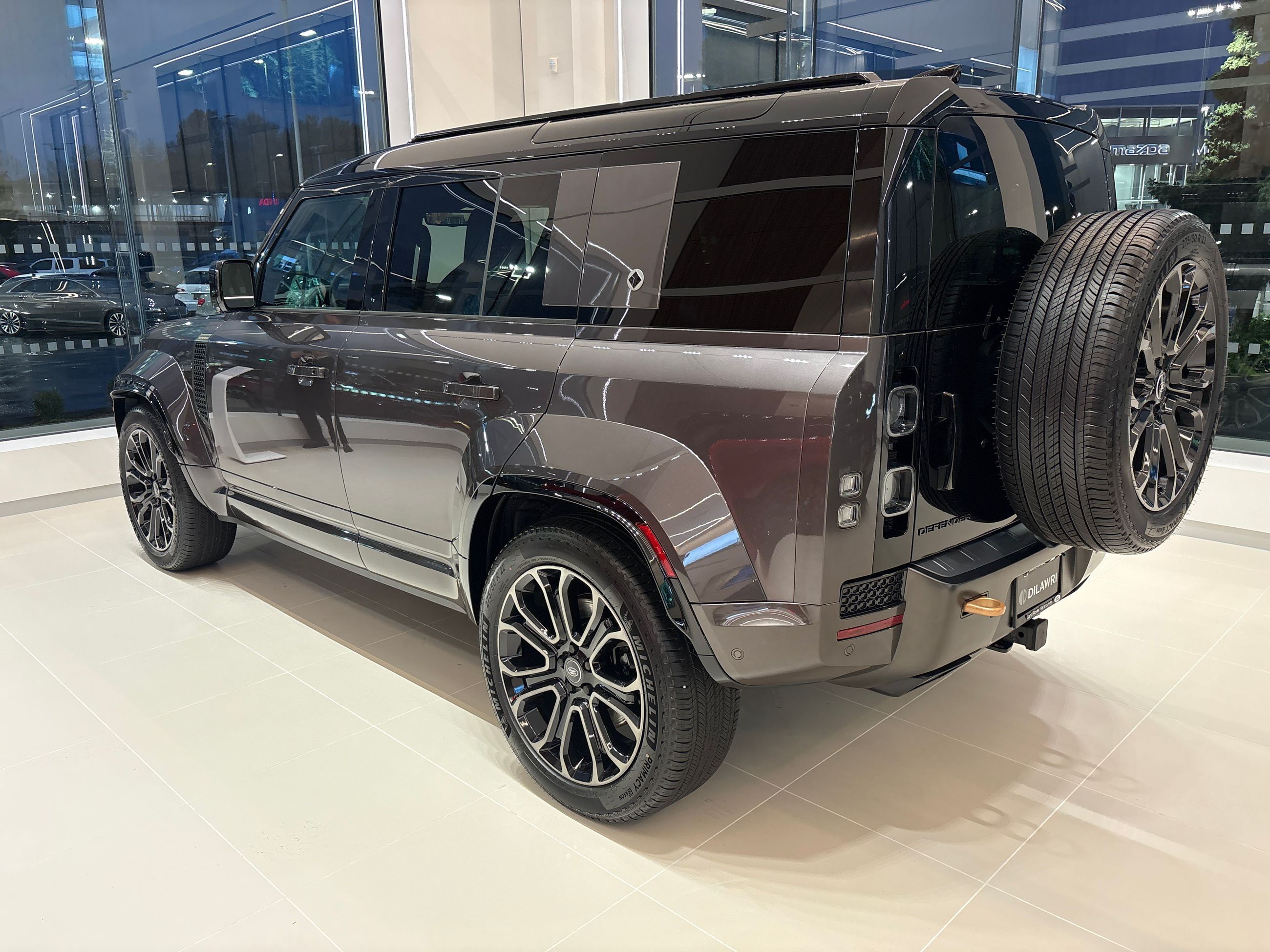 2025  Defender 110 Mild Hybrid