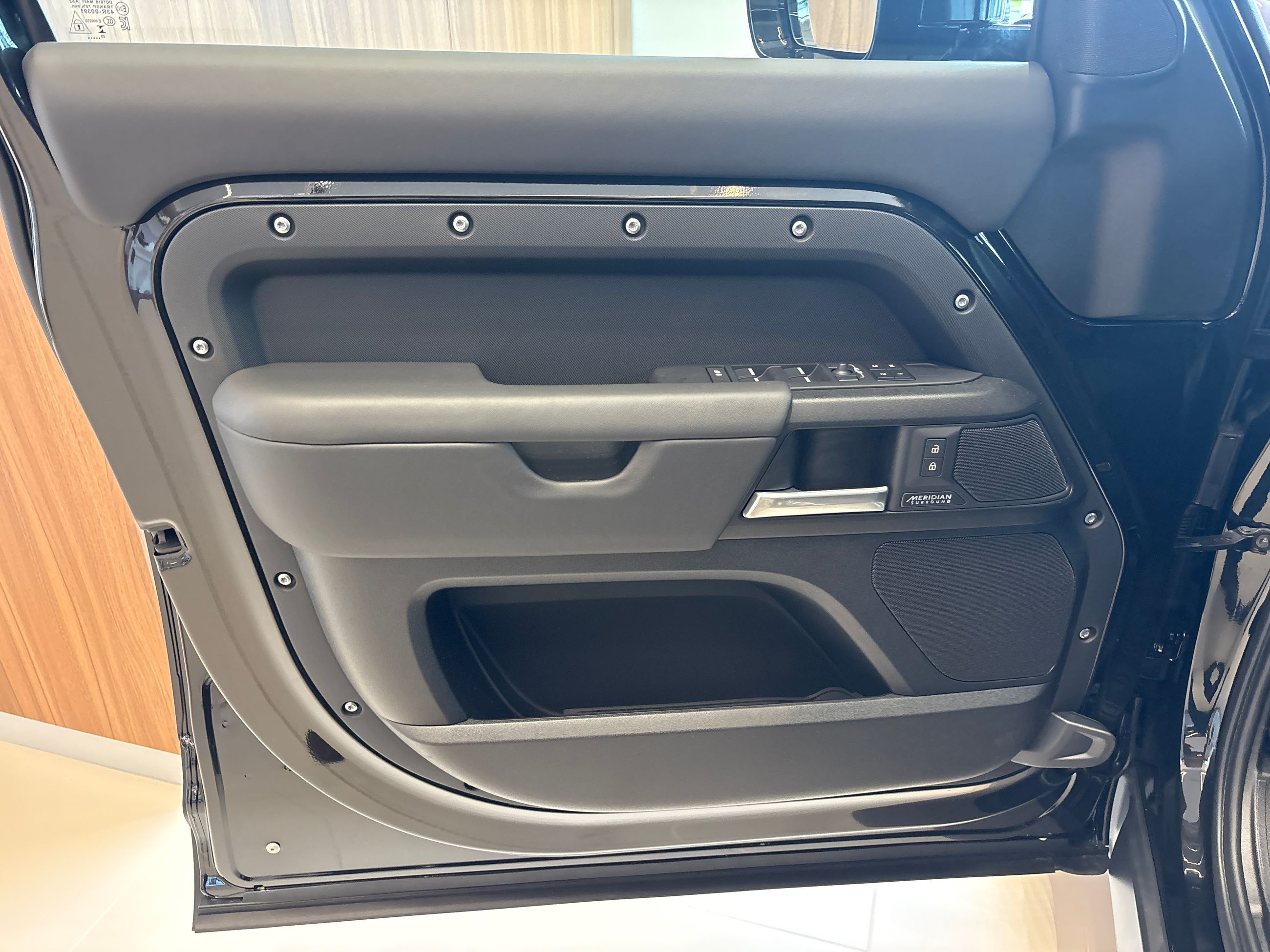 2026  Defender 110 Mild Hybrid