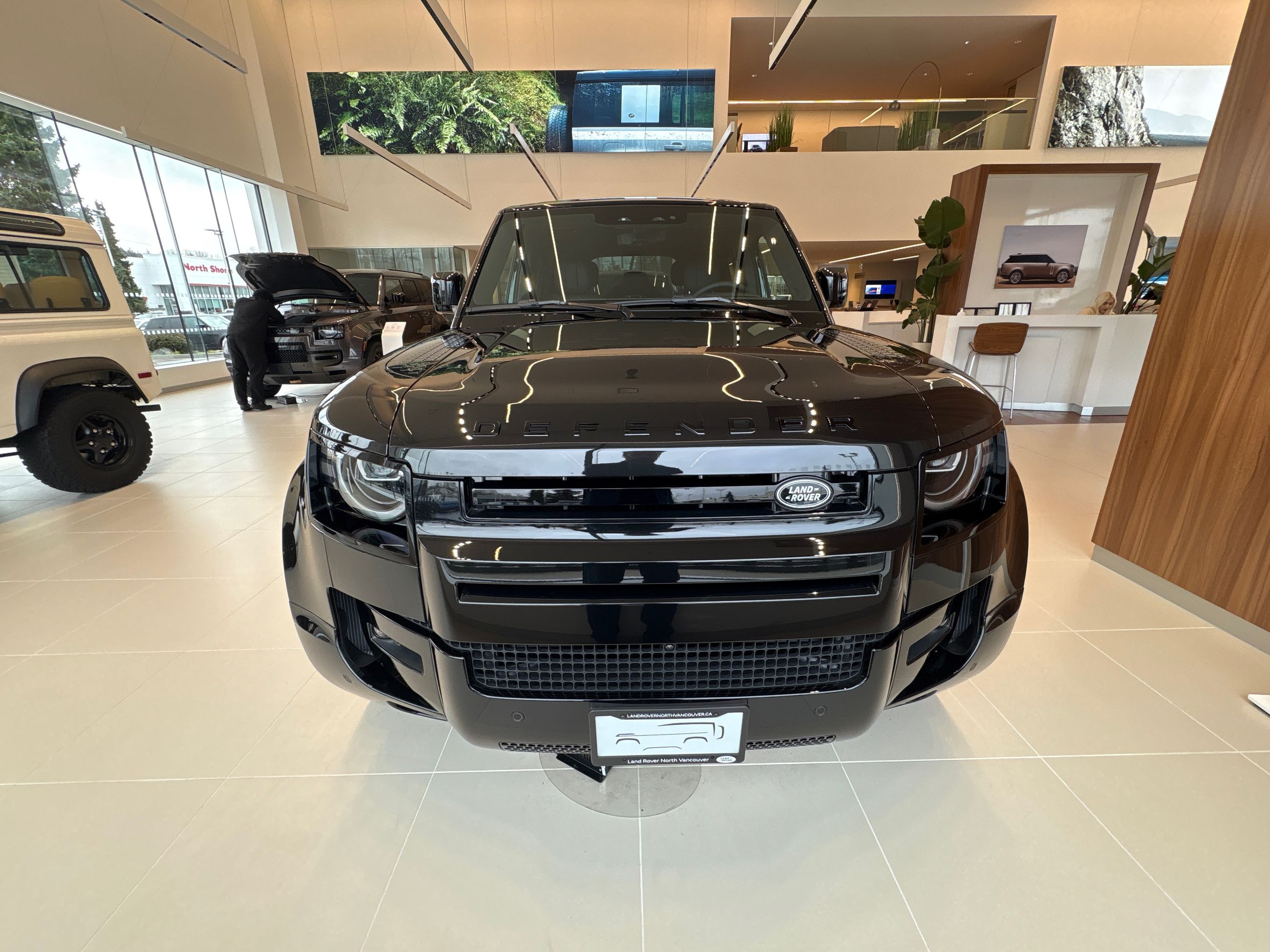 2026  Defender 110 Mild Hybrid