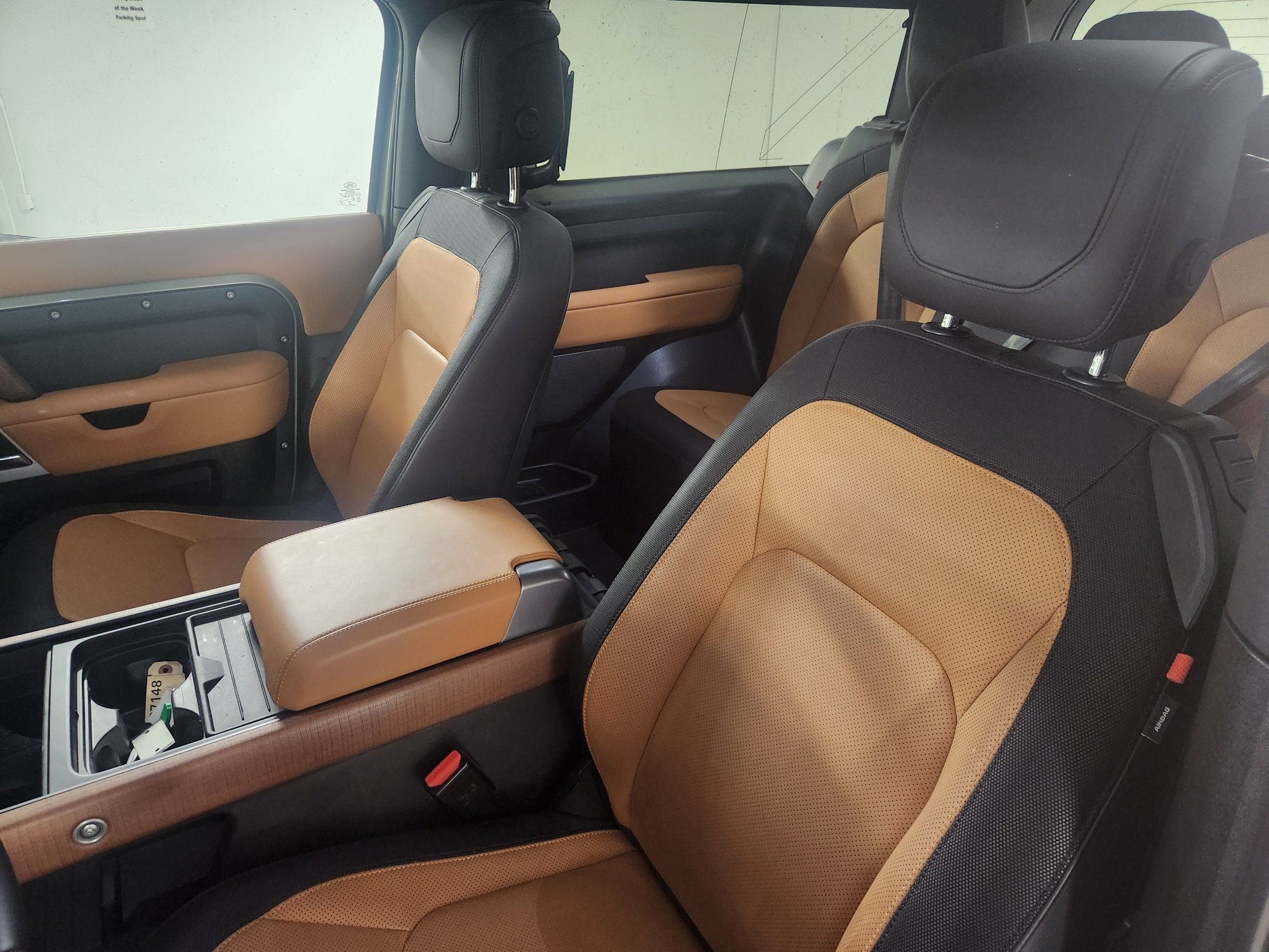 2023 Land Rover Defender 90 in Vancouver, British Columbia